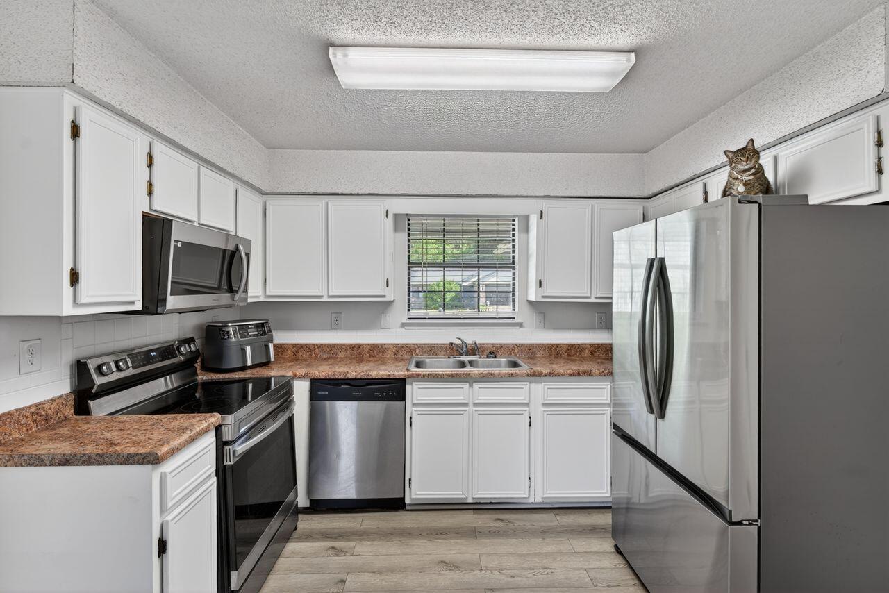 121 Campbell Avenue