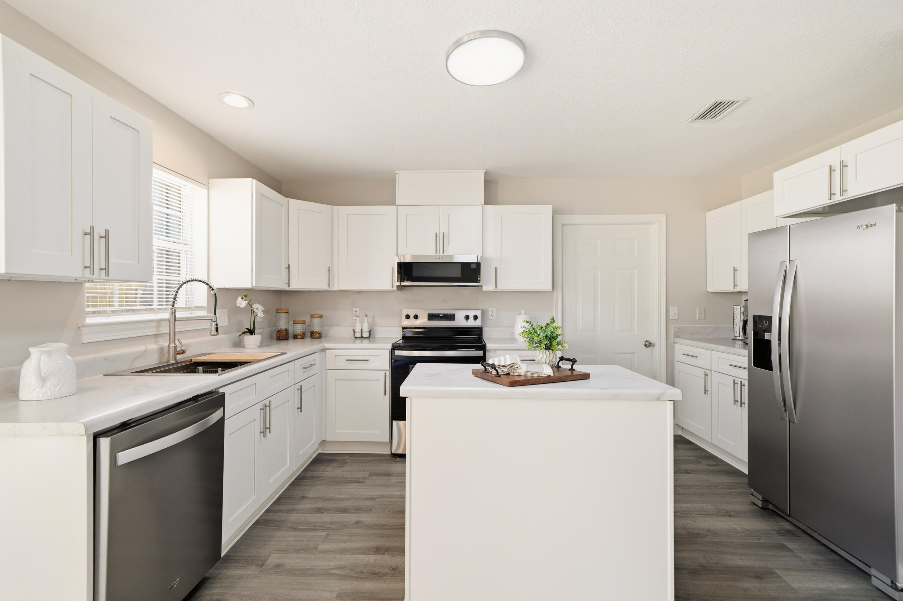 801 Forest Cove Court
