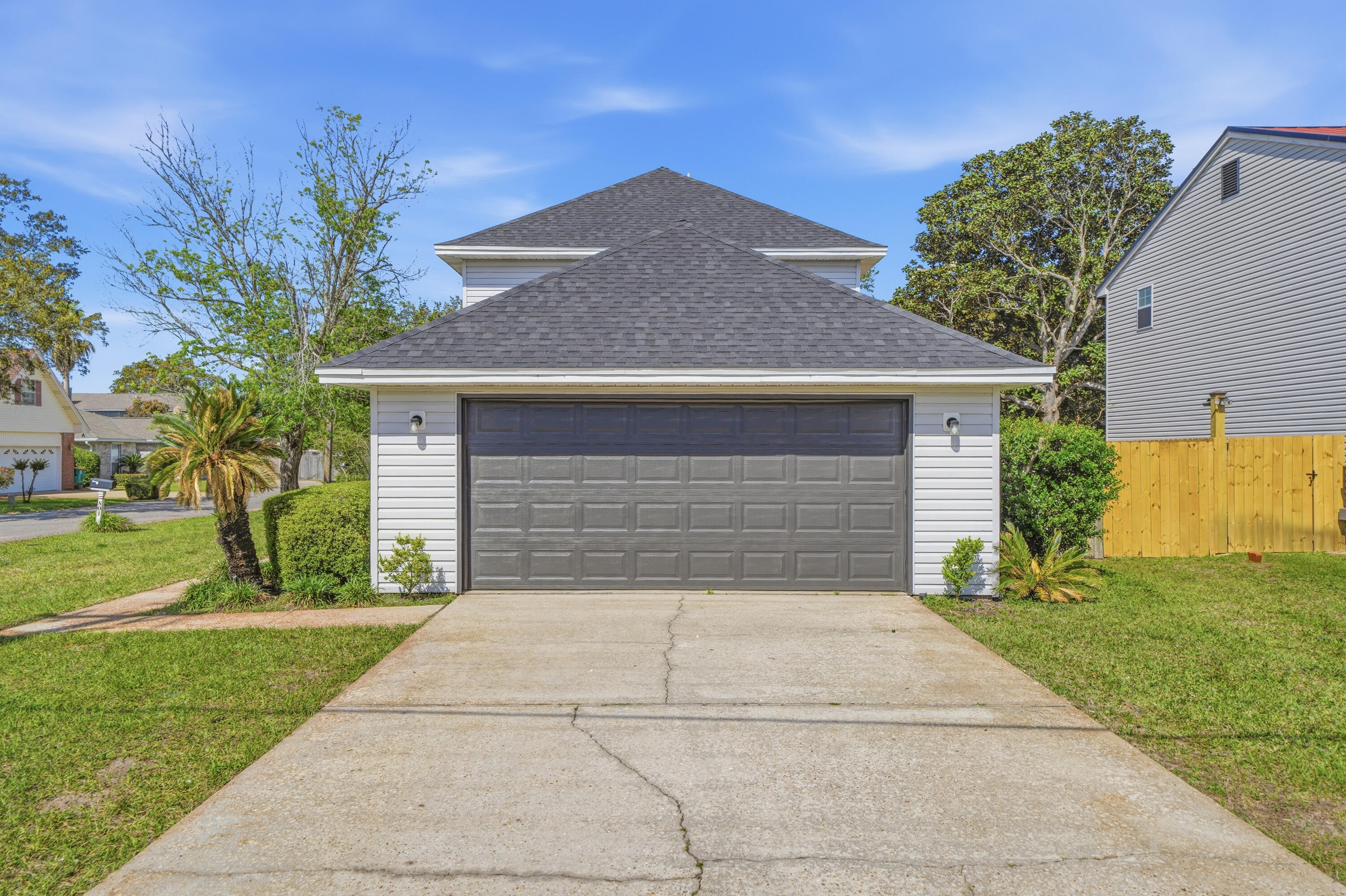 801 Forest Cove Court