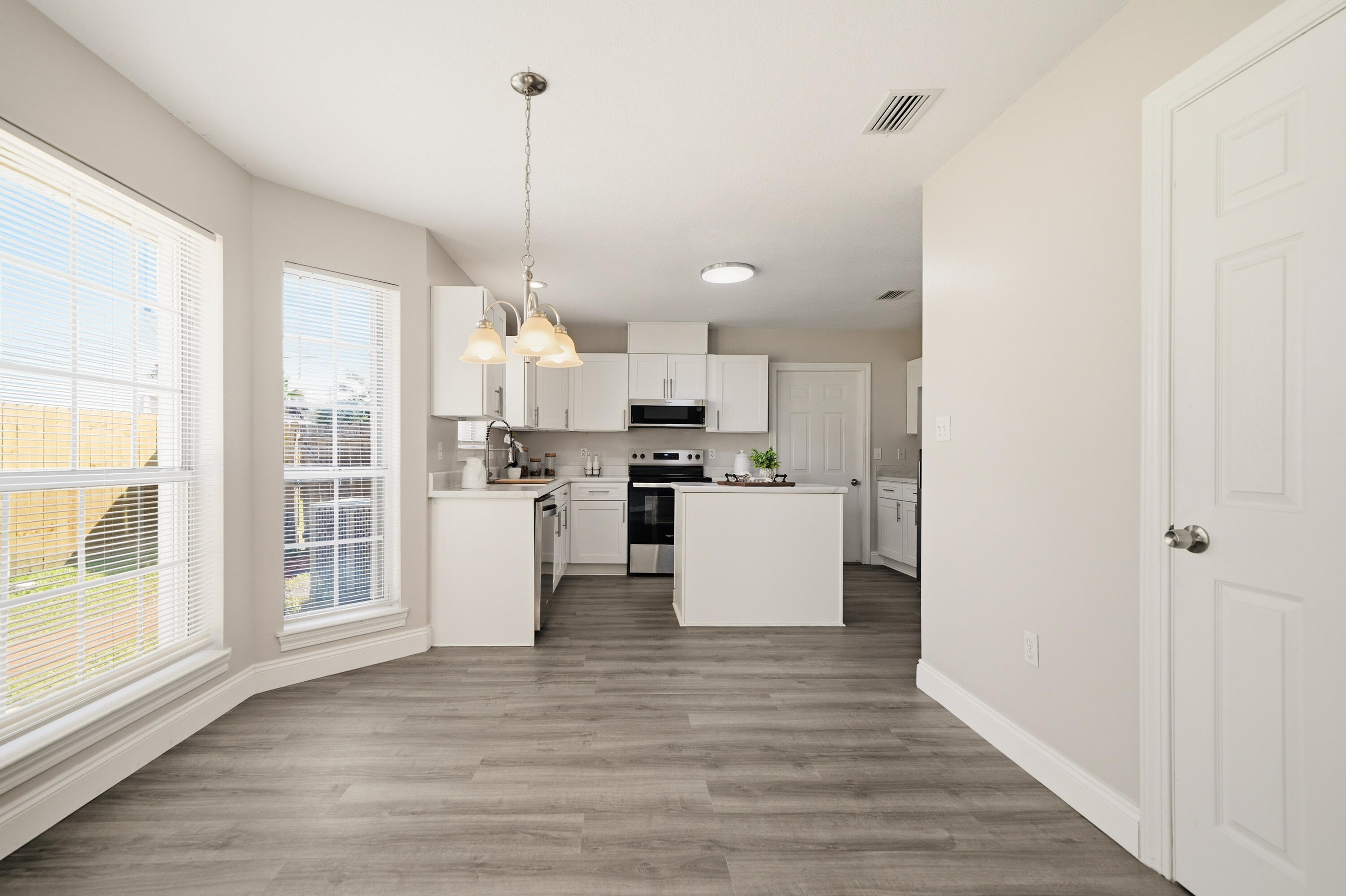 801 Forest Cove Court