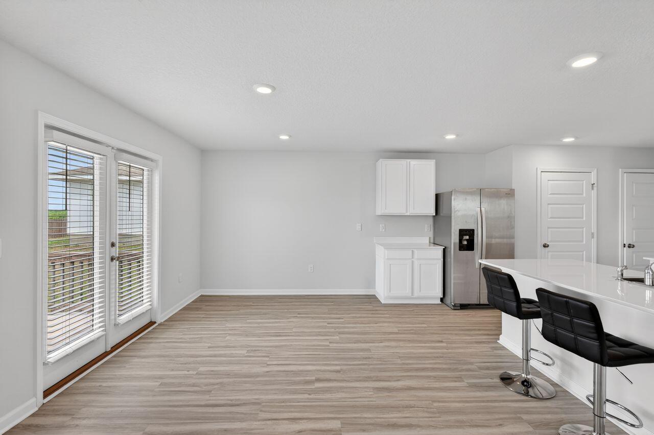 2637 Saltgrass Way