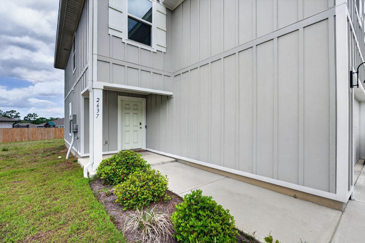 2637 Saltgrass Way