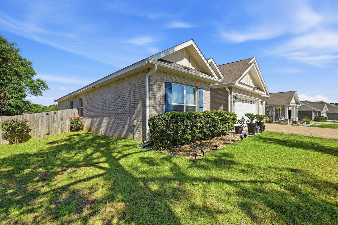 1102 Shoal River Drive