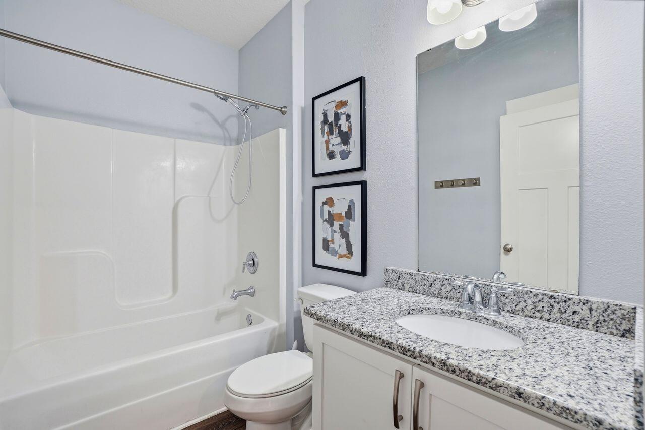 1102 Shoal River Drive