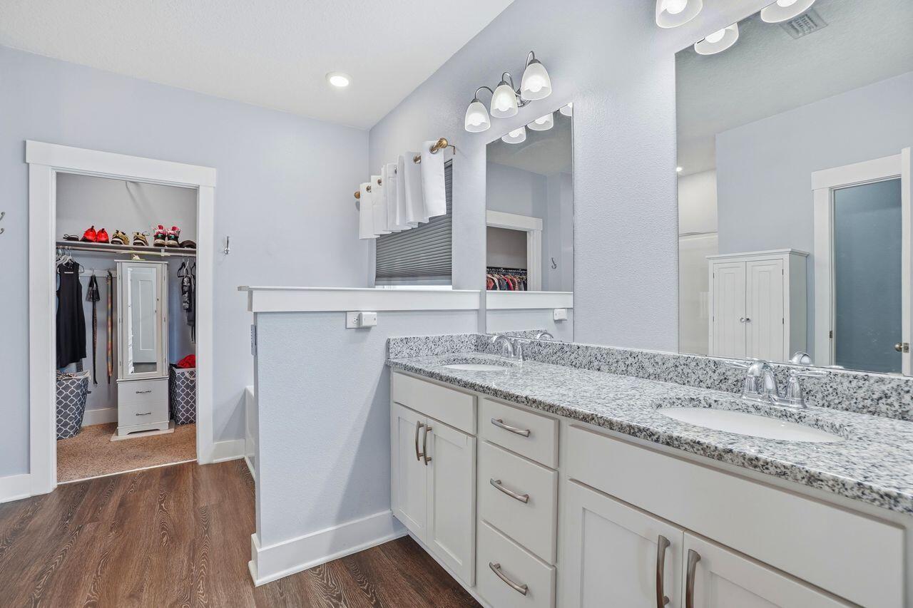 1102 Shoal River Drive