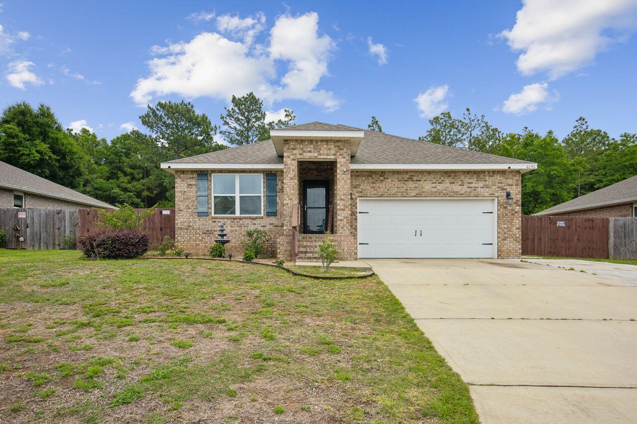 4656 Red Oak Drive