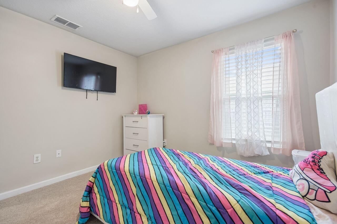 4656 Red Oak Drive