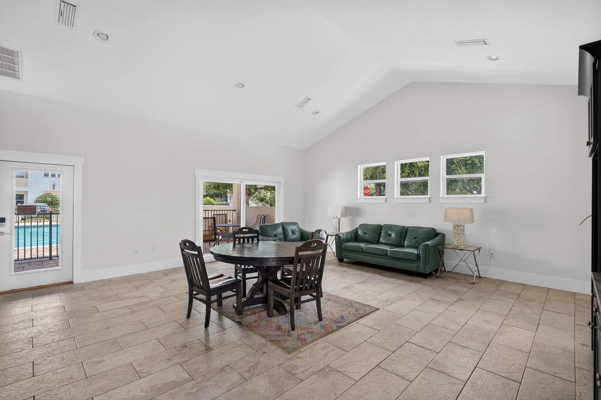 995 Airport Road 1