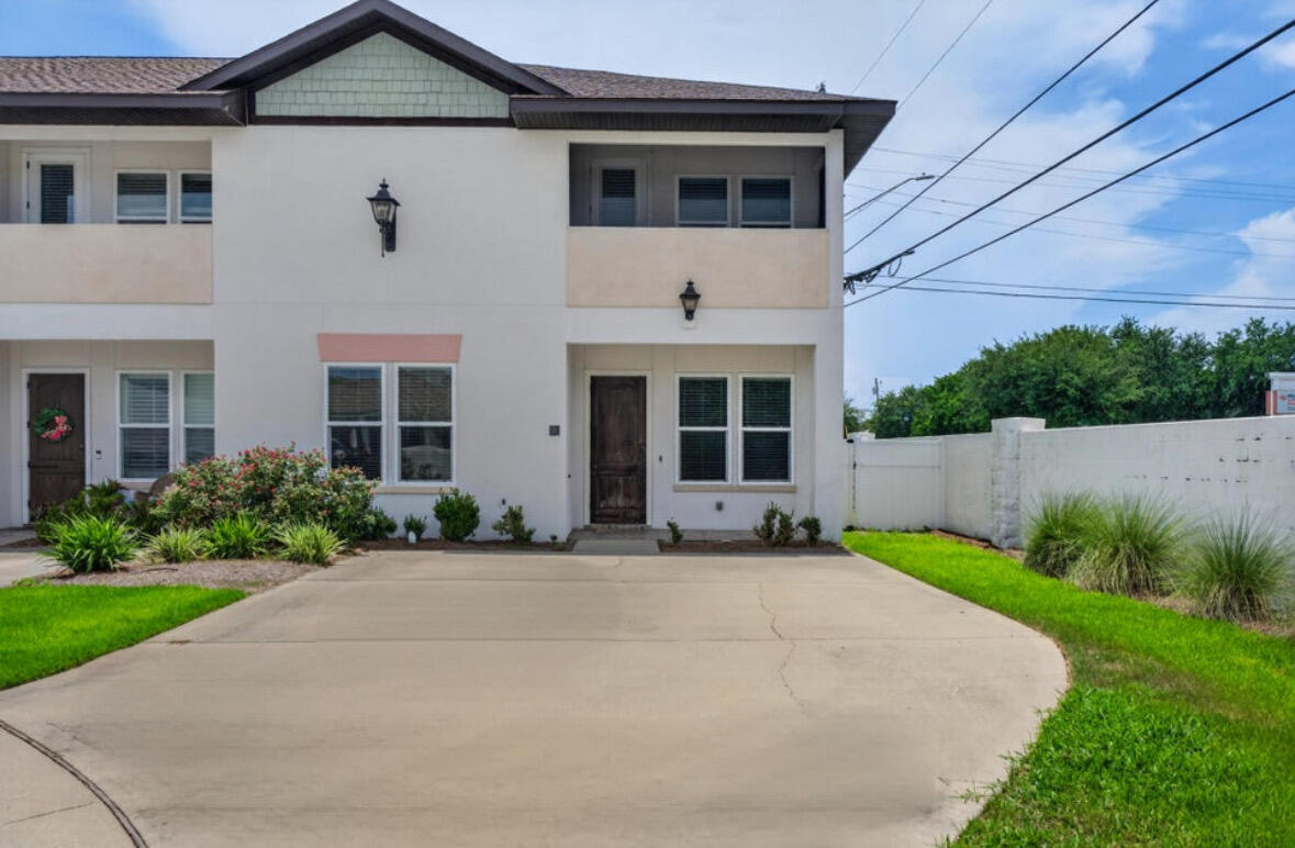 995 Airport Road 1