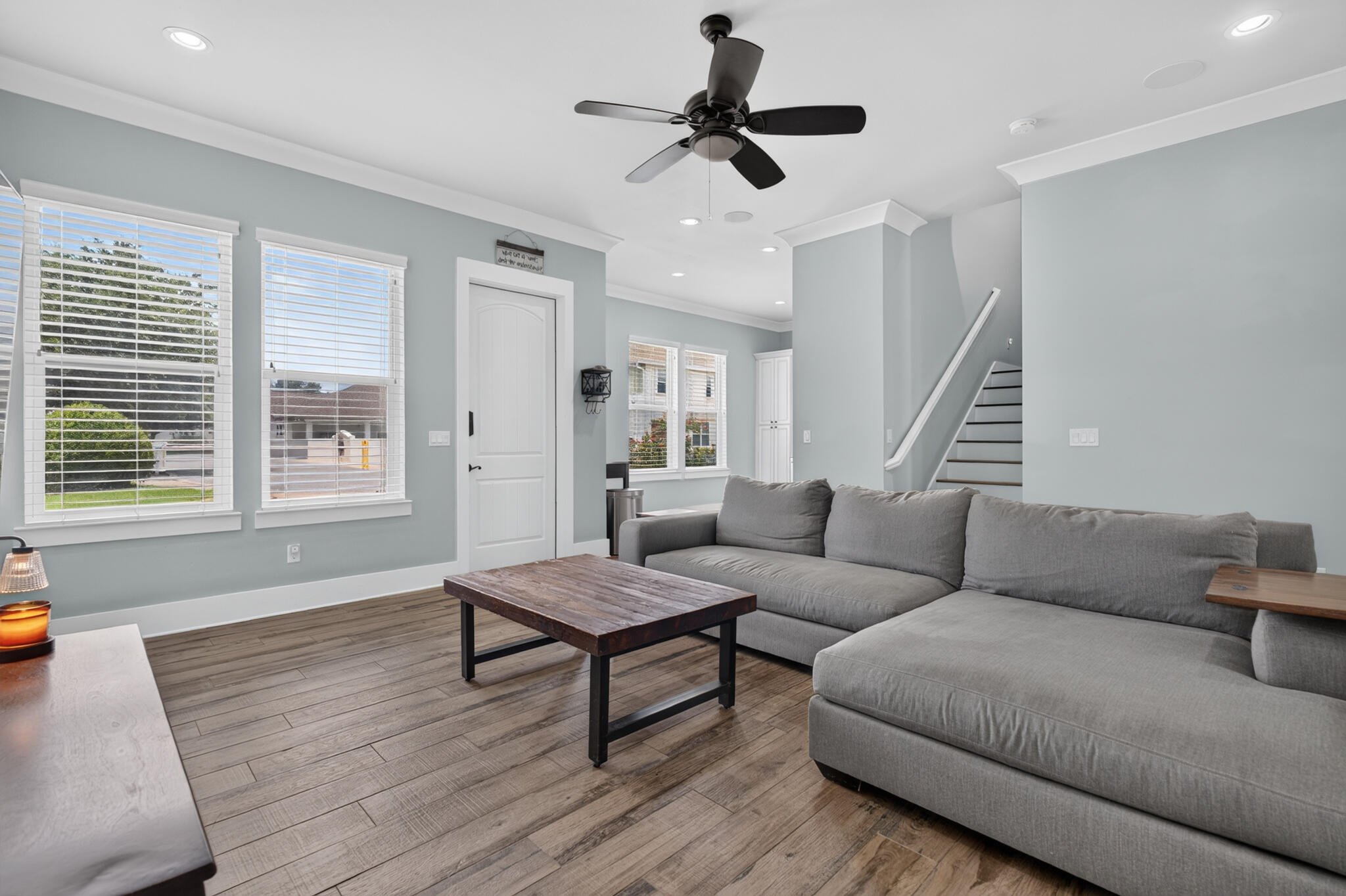 995 Airport Road 1