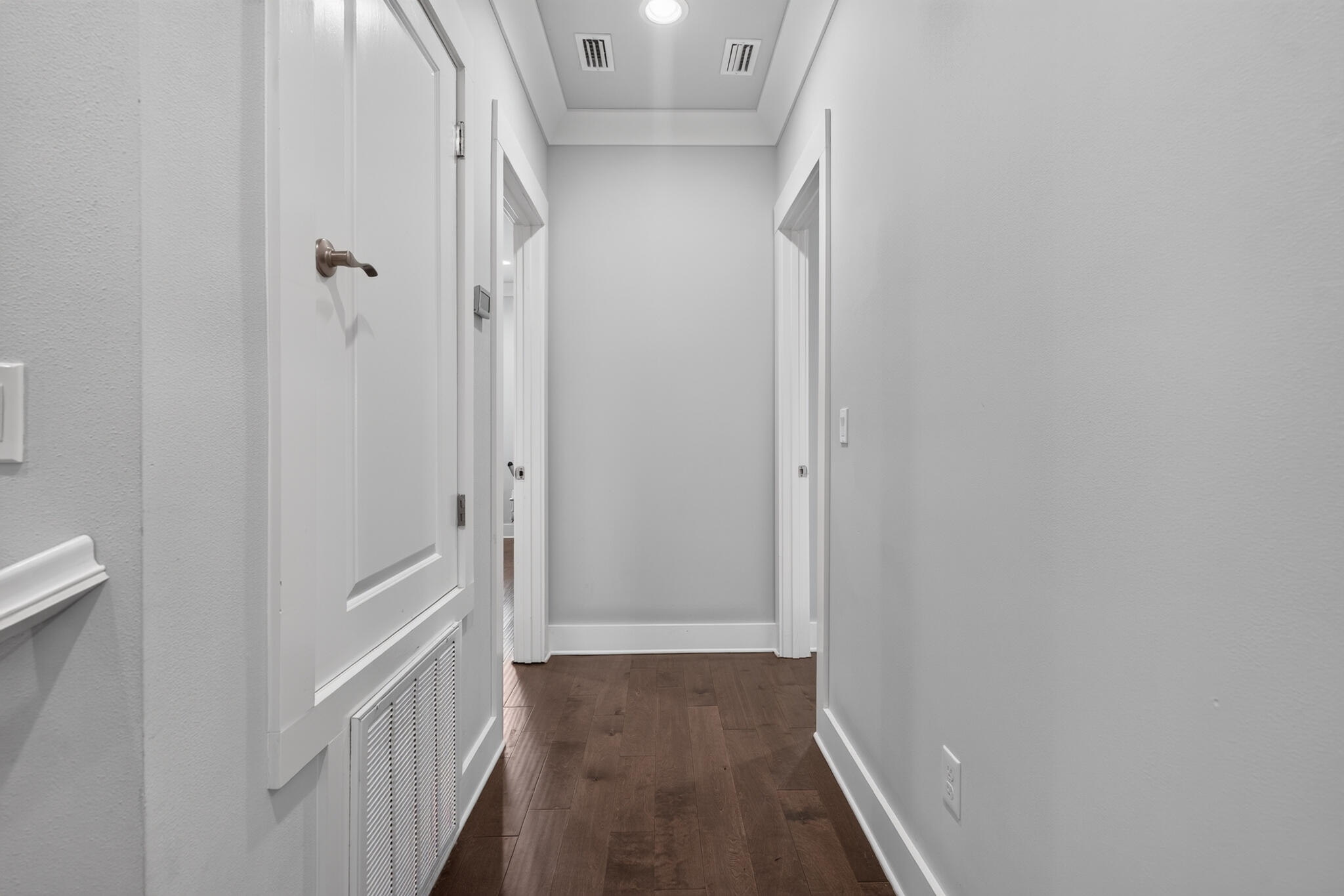 995 Airport Road 1
