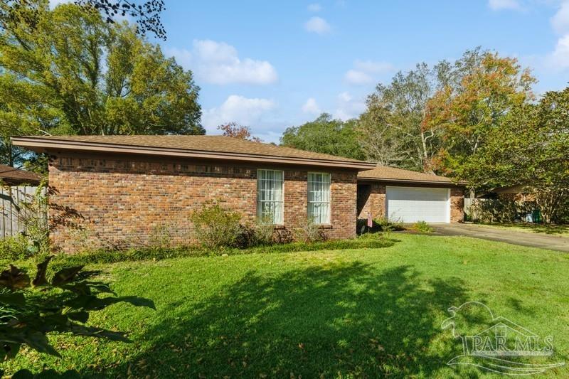 612 Burgundy Ln