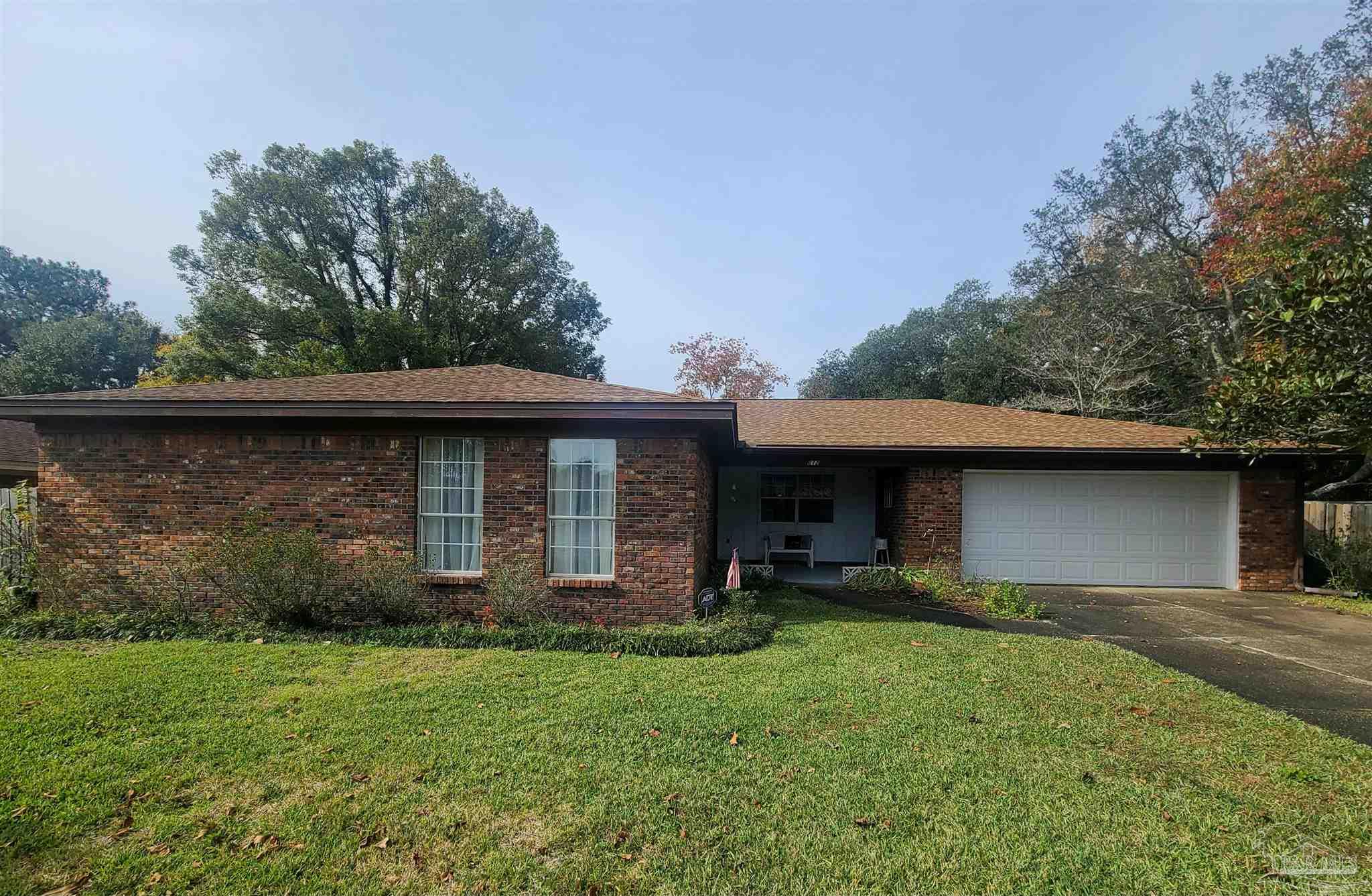 612 Burgundy Ln