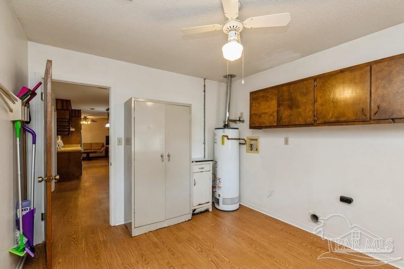 612 Burgundy Ln