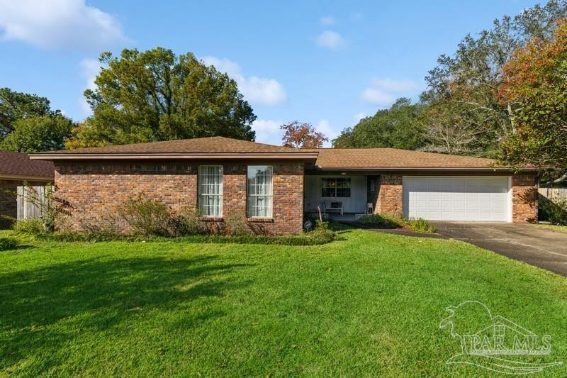612 Burgundy Ln