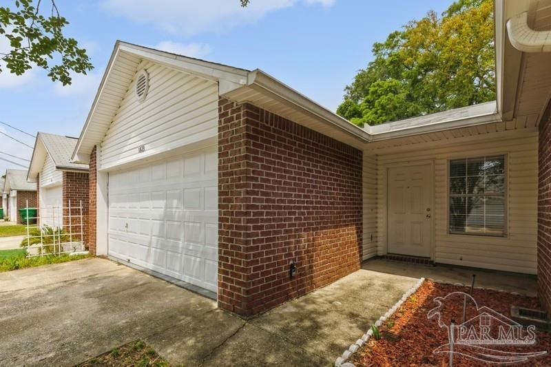 1823 Cotton Tree Ct