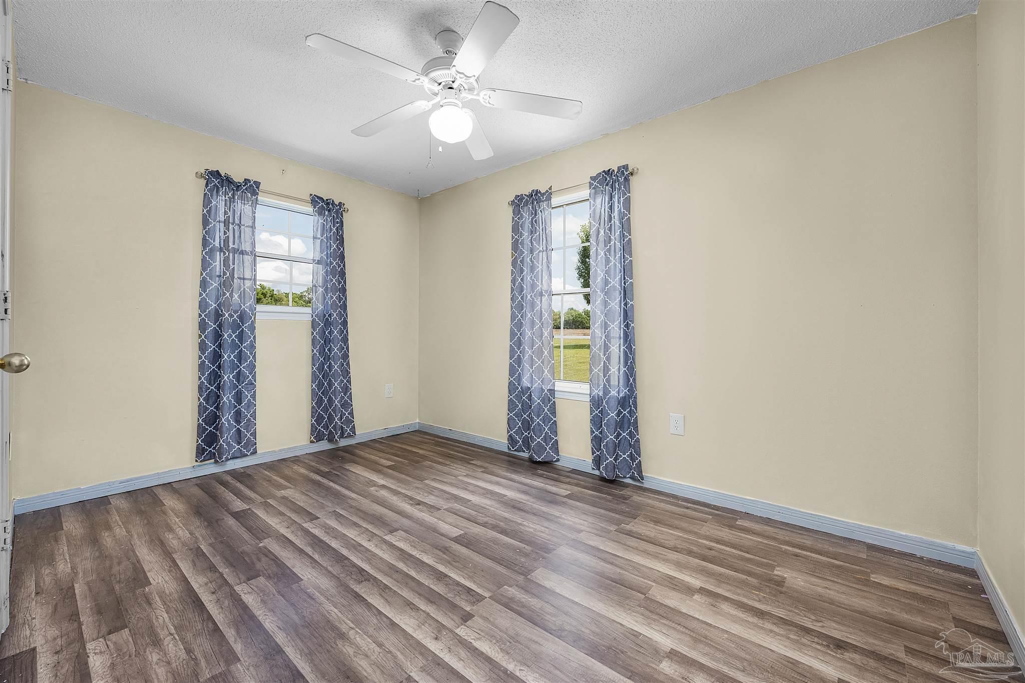 664 Phelps Rd