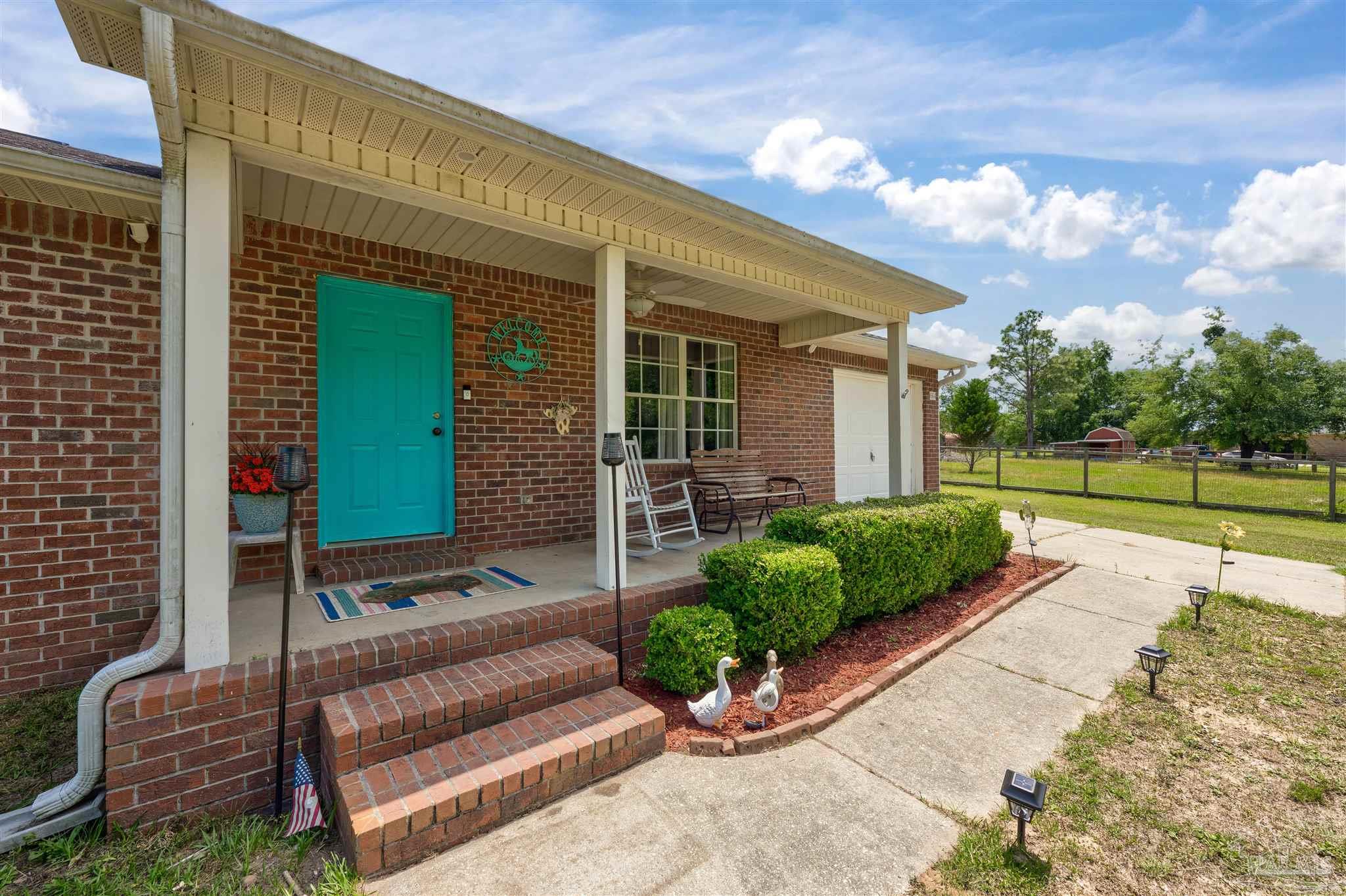 664 Phelps Rd