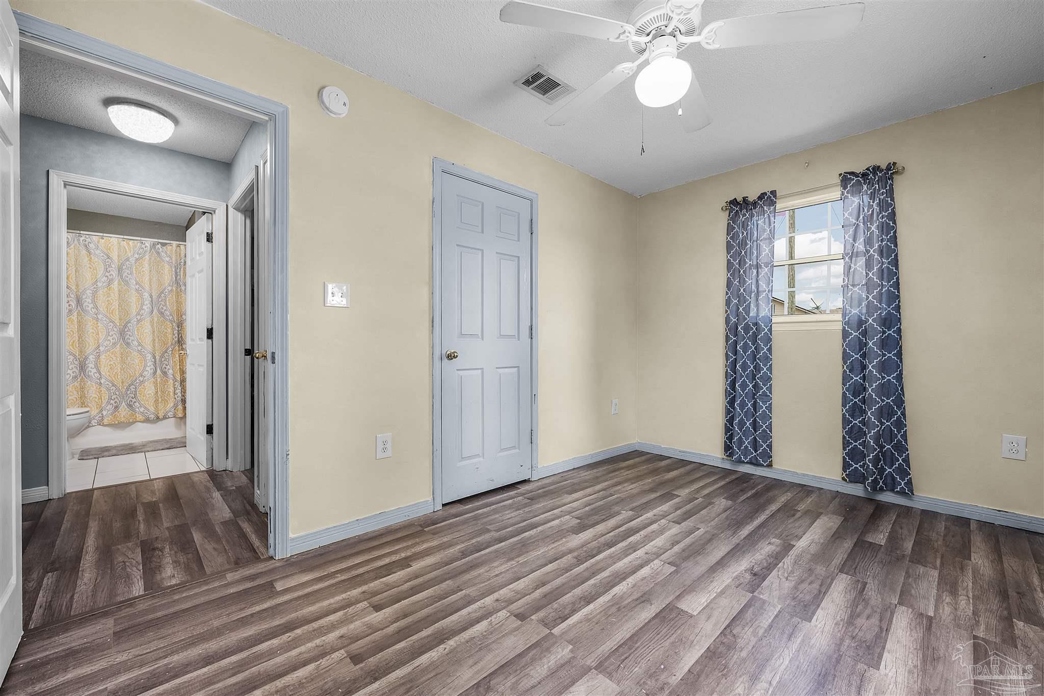 664 Phelps Rd