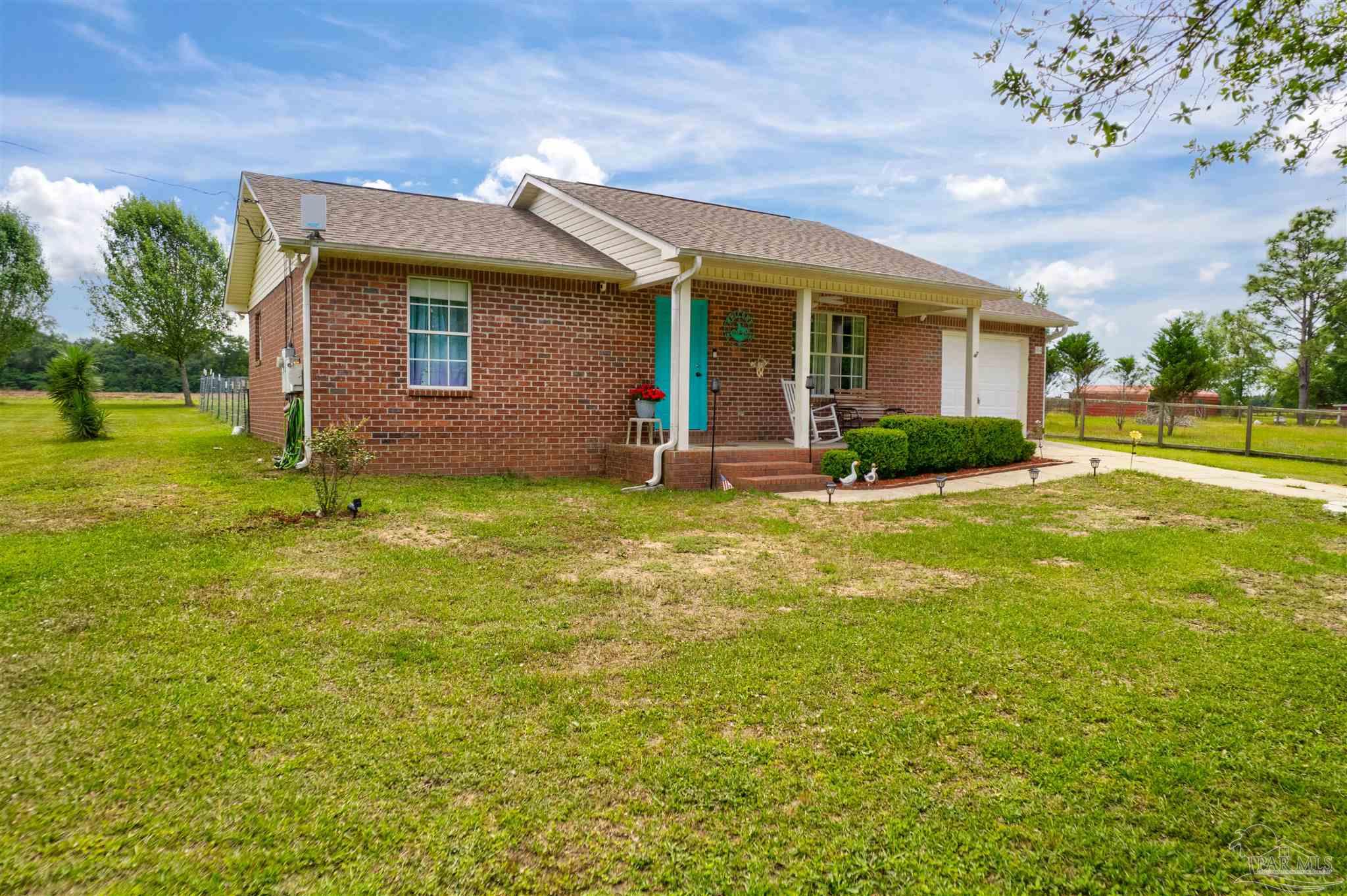 664 Phelps Rd
