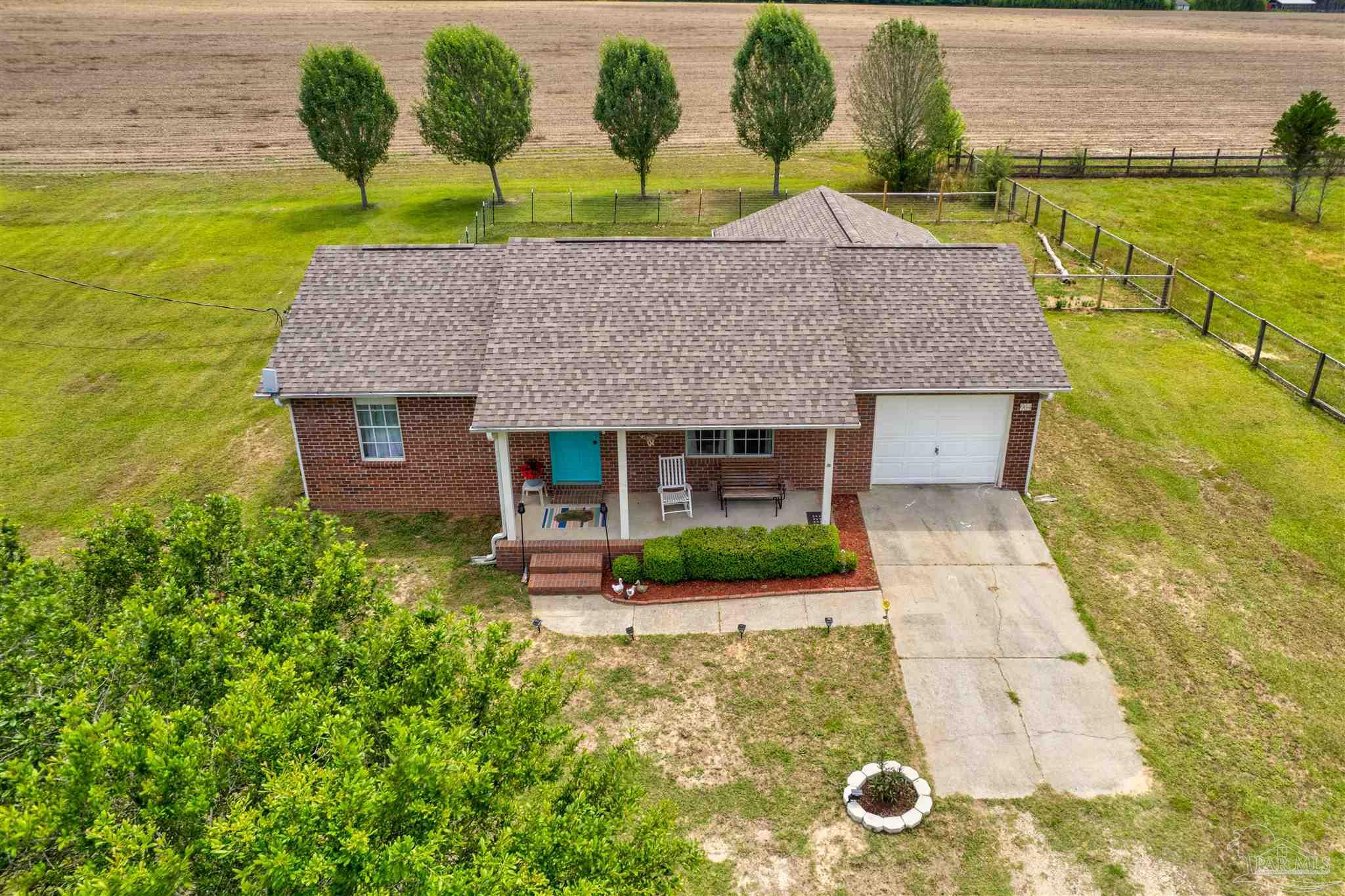 664 Phelps Rd