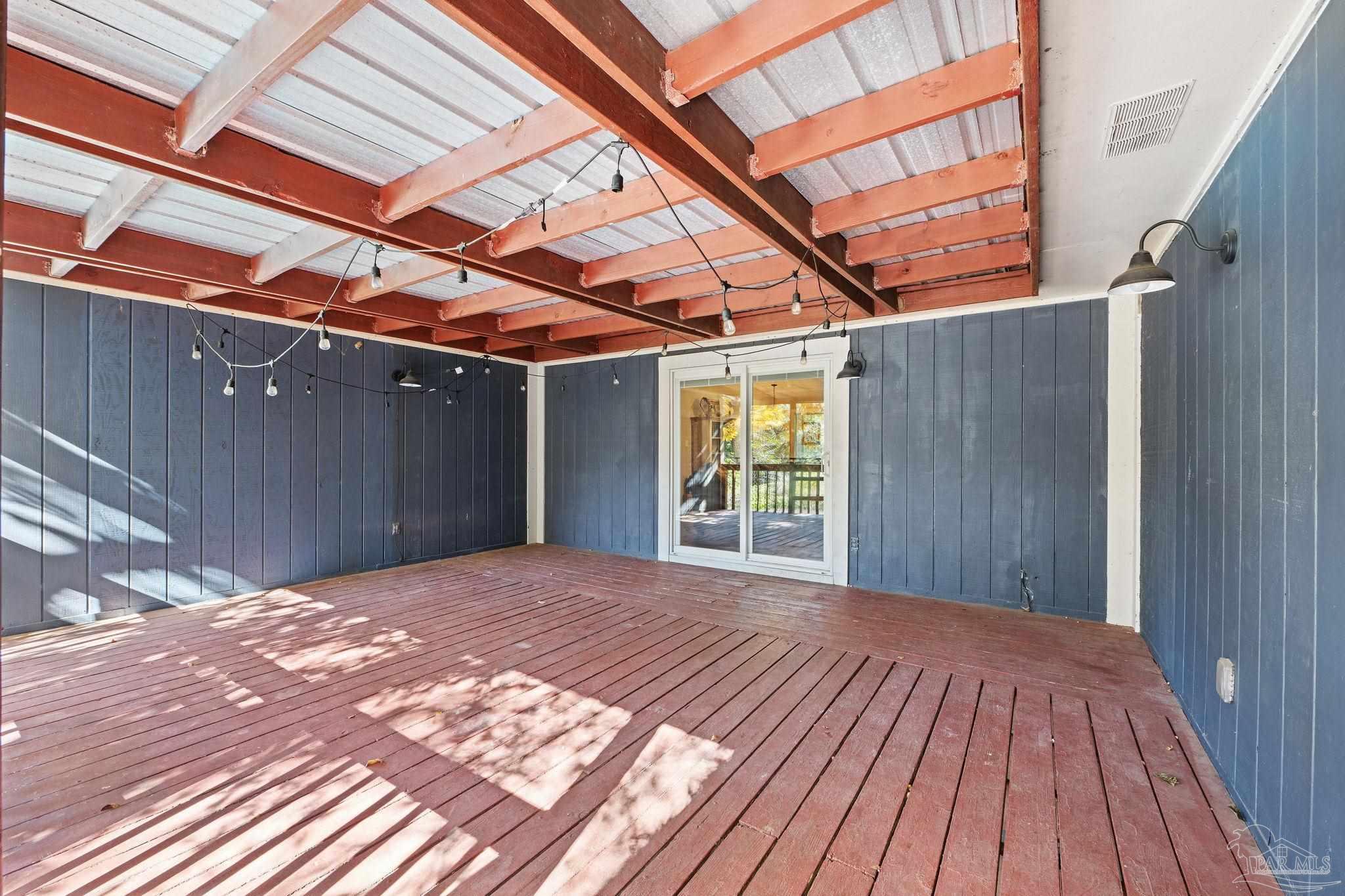 4003 Bay Pointe Dr