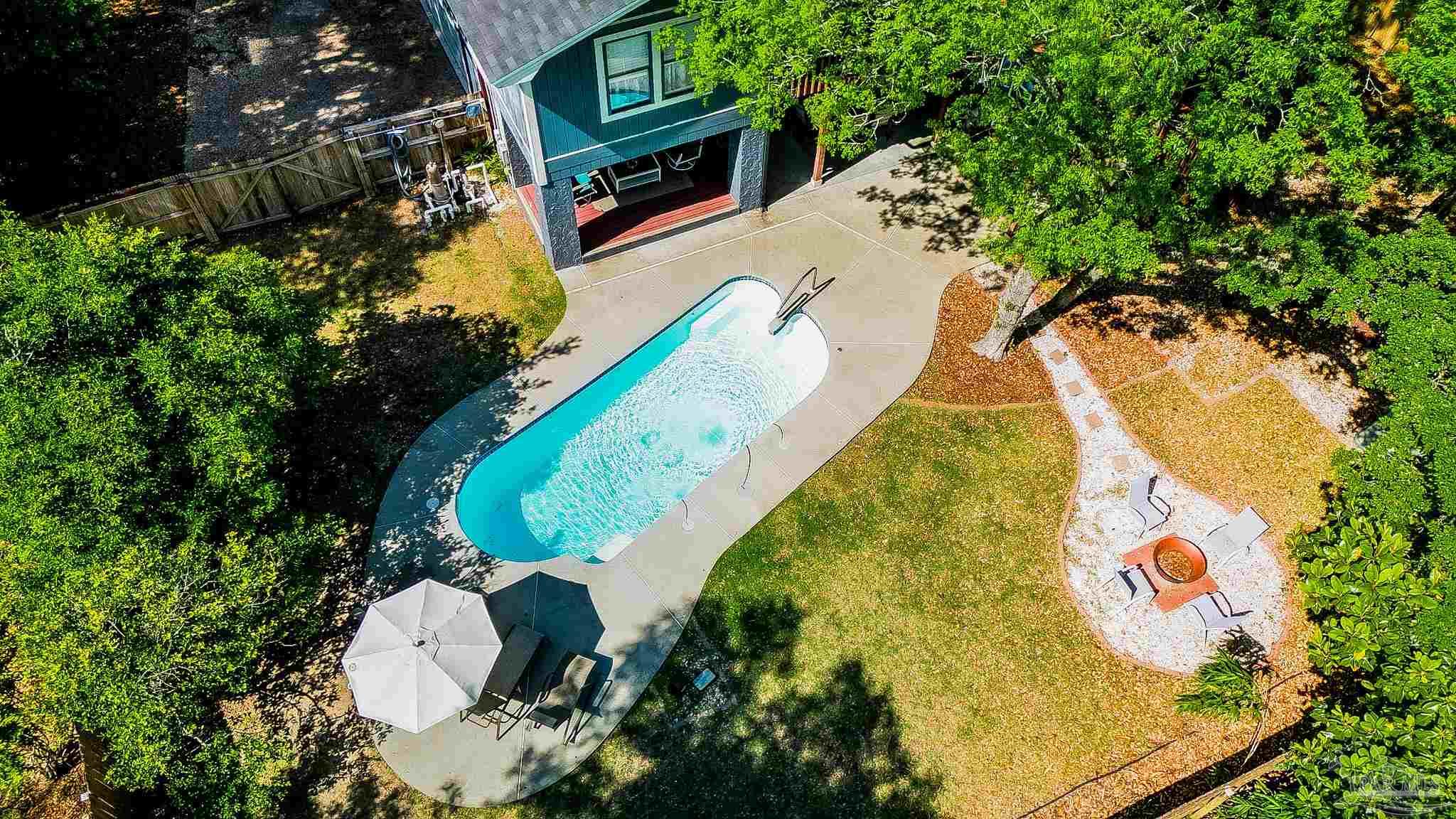 4003 Bay Pointe Dr