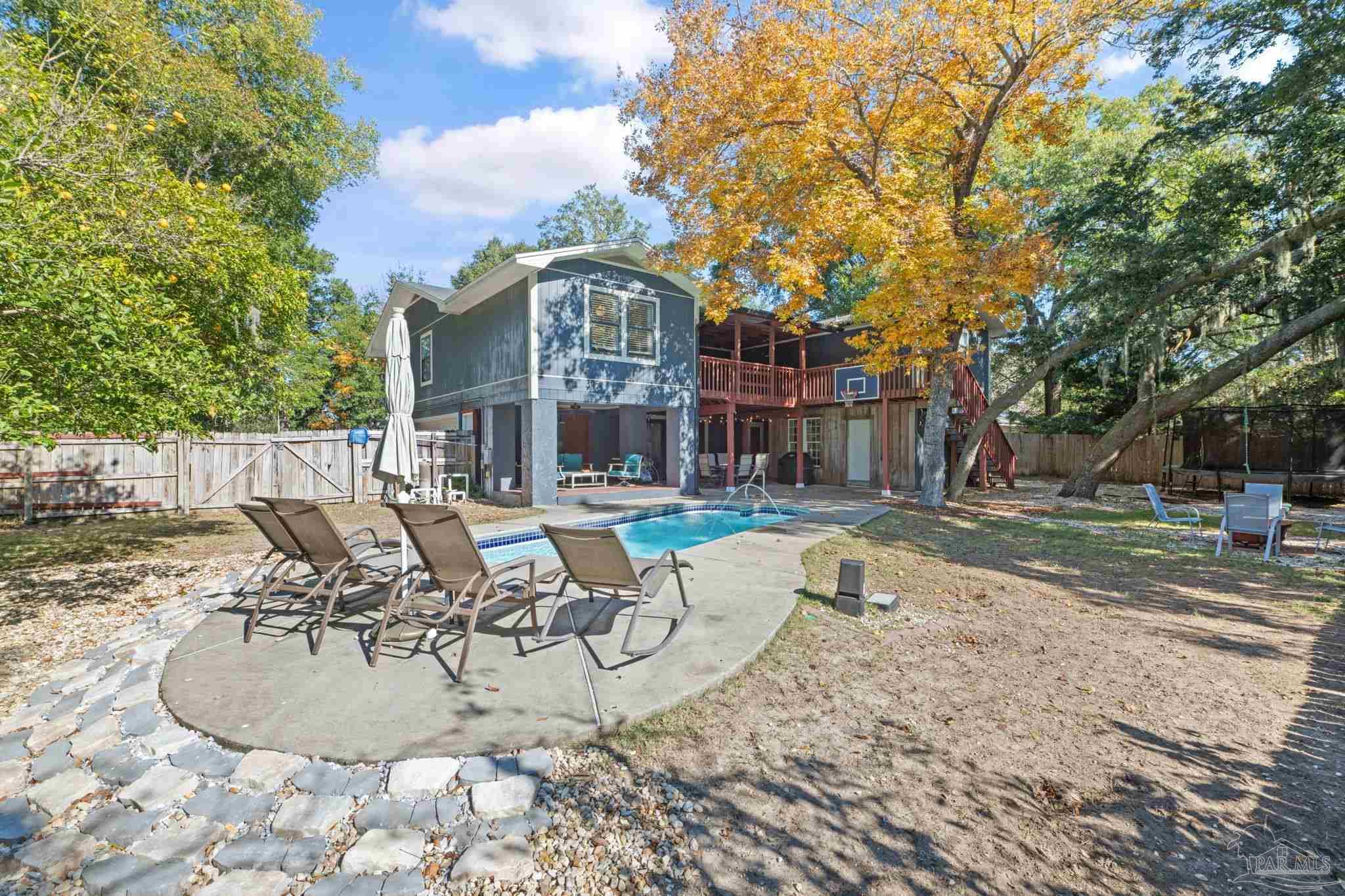 4003 Bay Pointe Dr