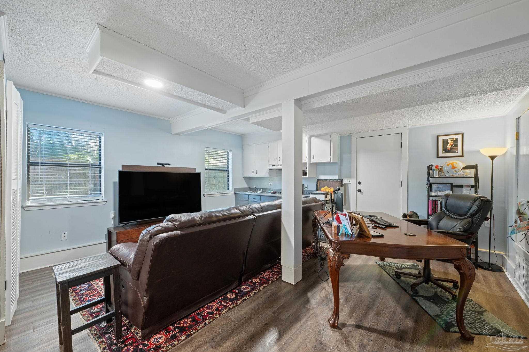 4003 Bay Pointe Dr