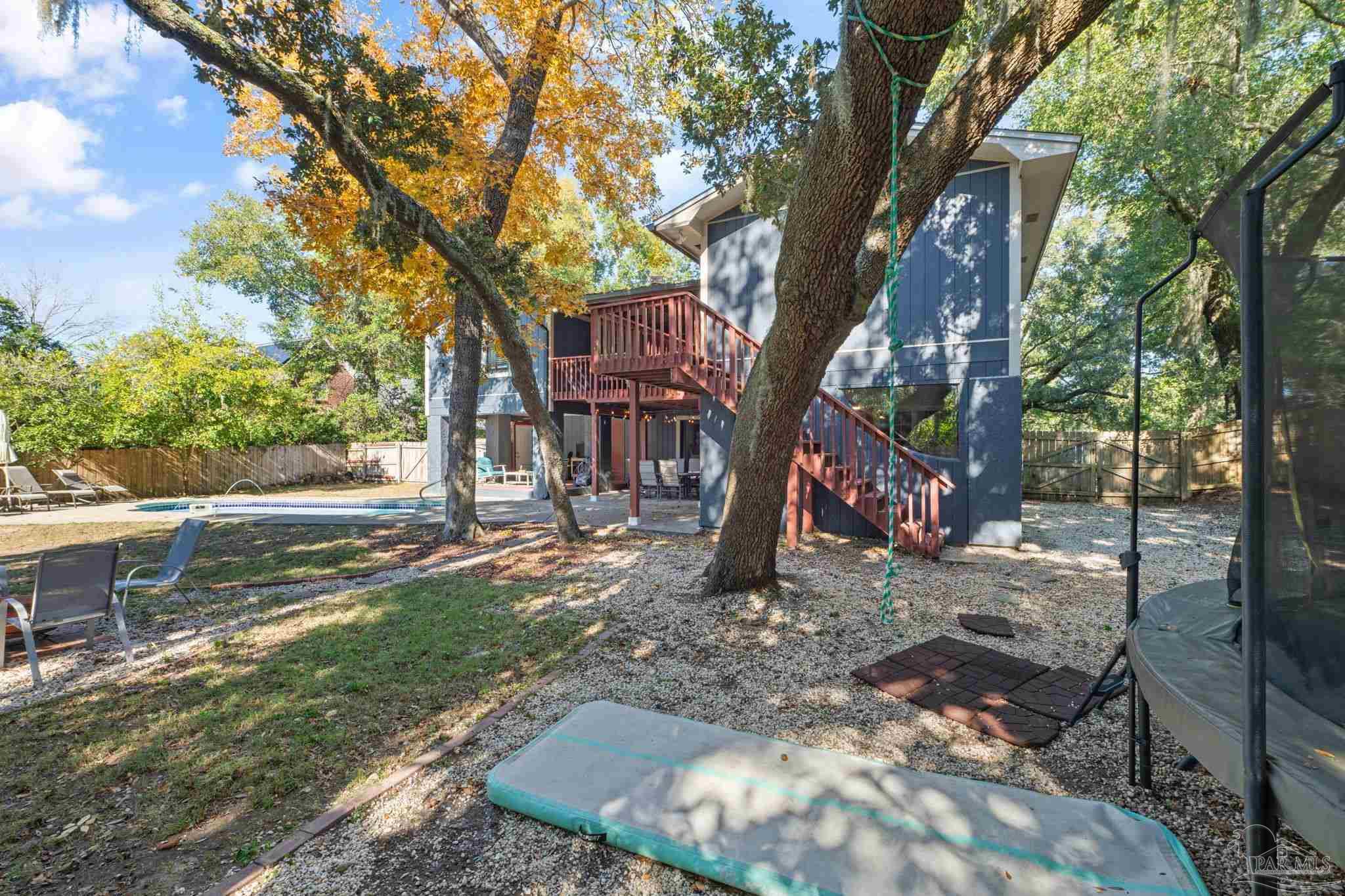 4003 Bay Pointe Dr
