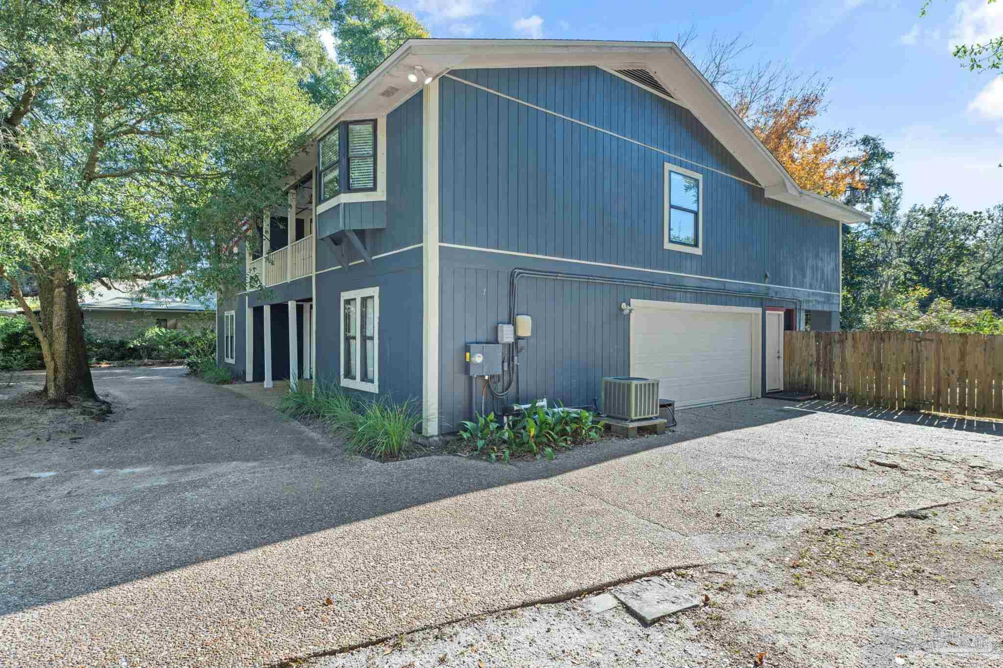 4003 Bay Pointe Dr