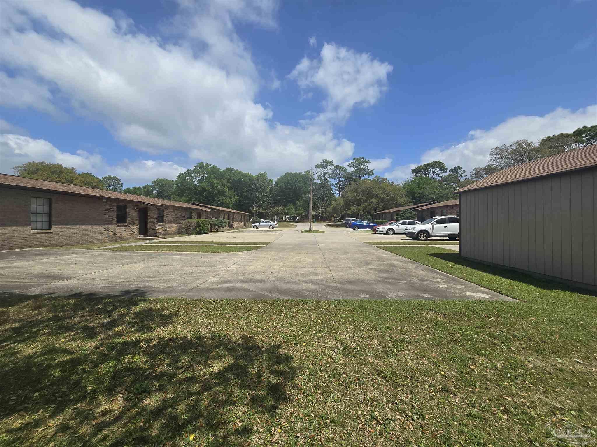 818 Lark St, Fo Lark Ave # 4 Unit: 1,2,3,4