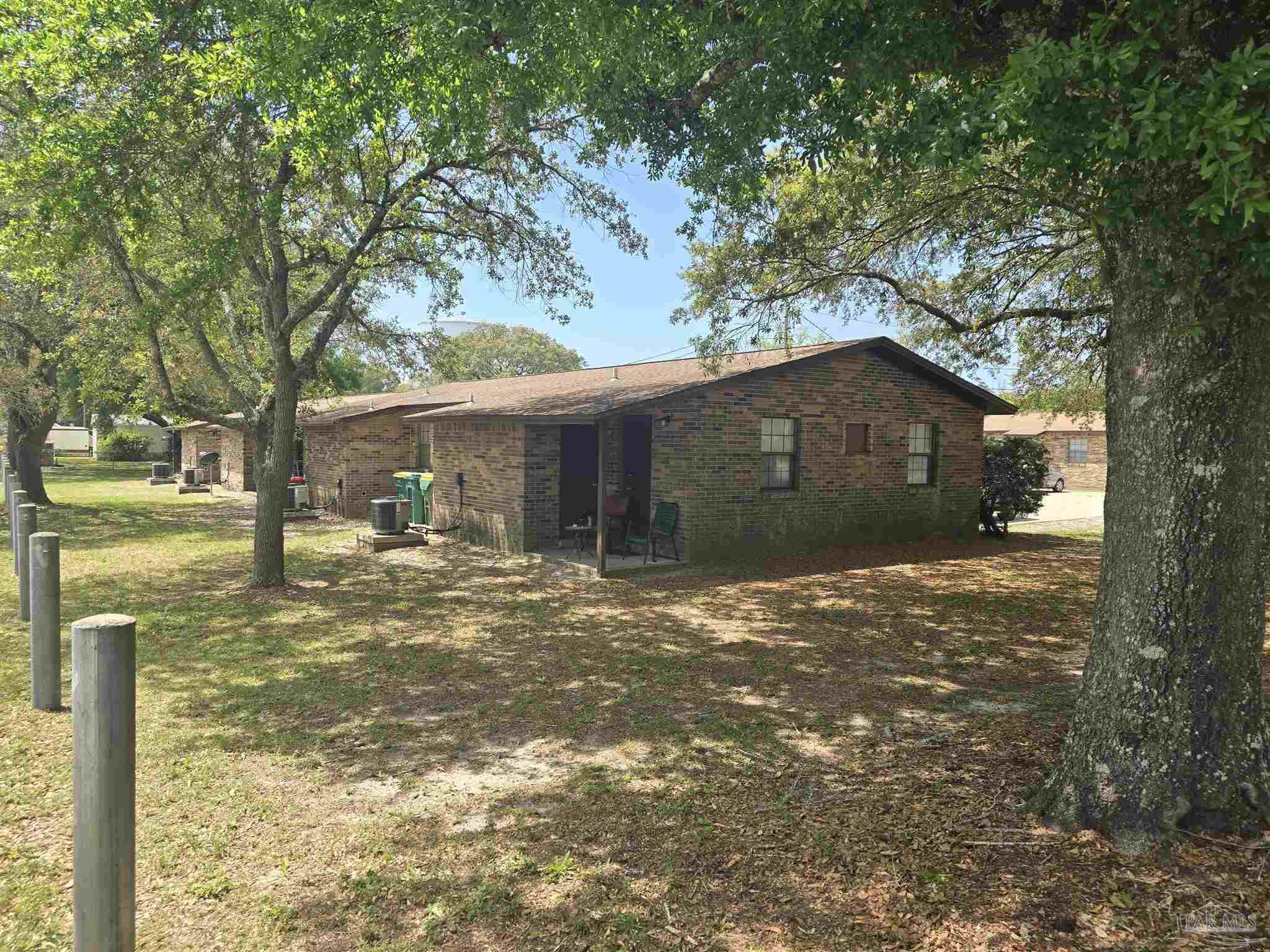 818 Lark St, Fo Lark Ave # 4 Unit: 1,2,3,4