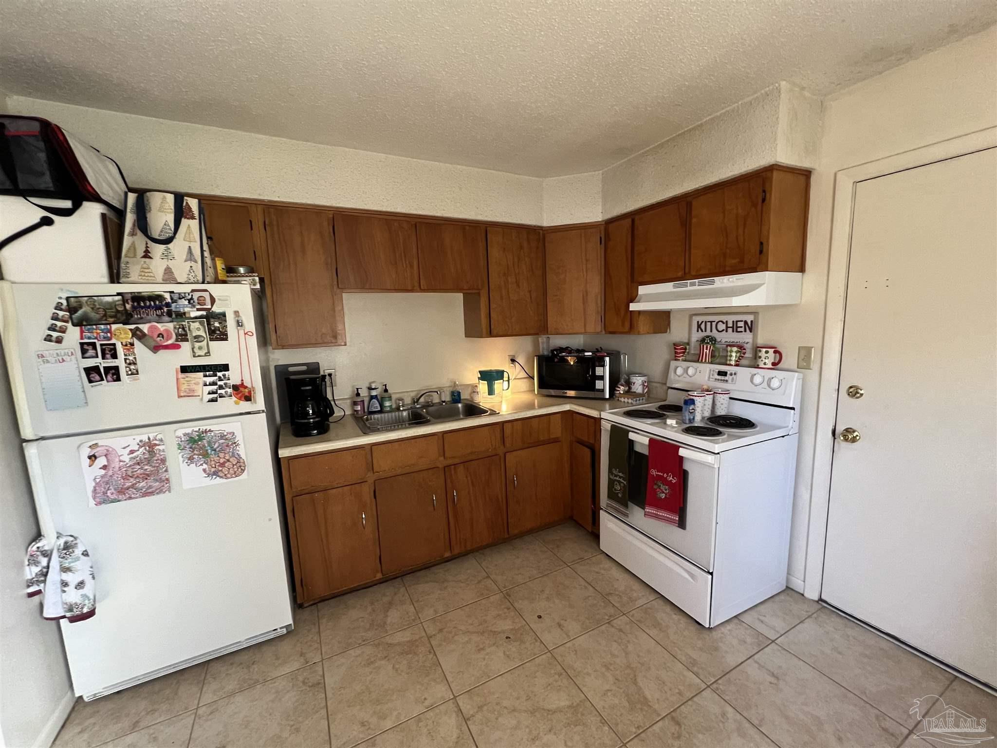 816 Lark St, Fo Lark Ave # 8 Unit: 5,6,7,8