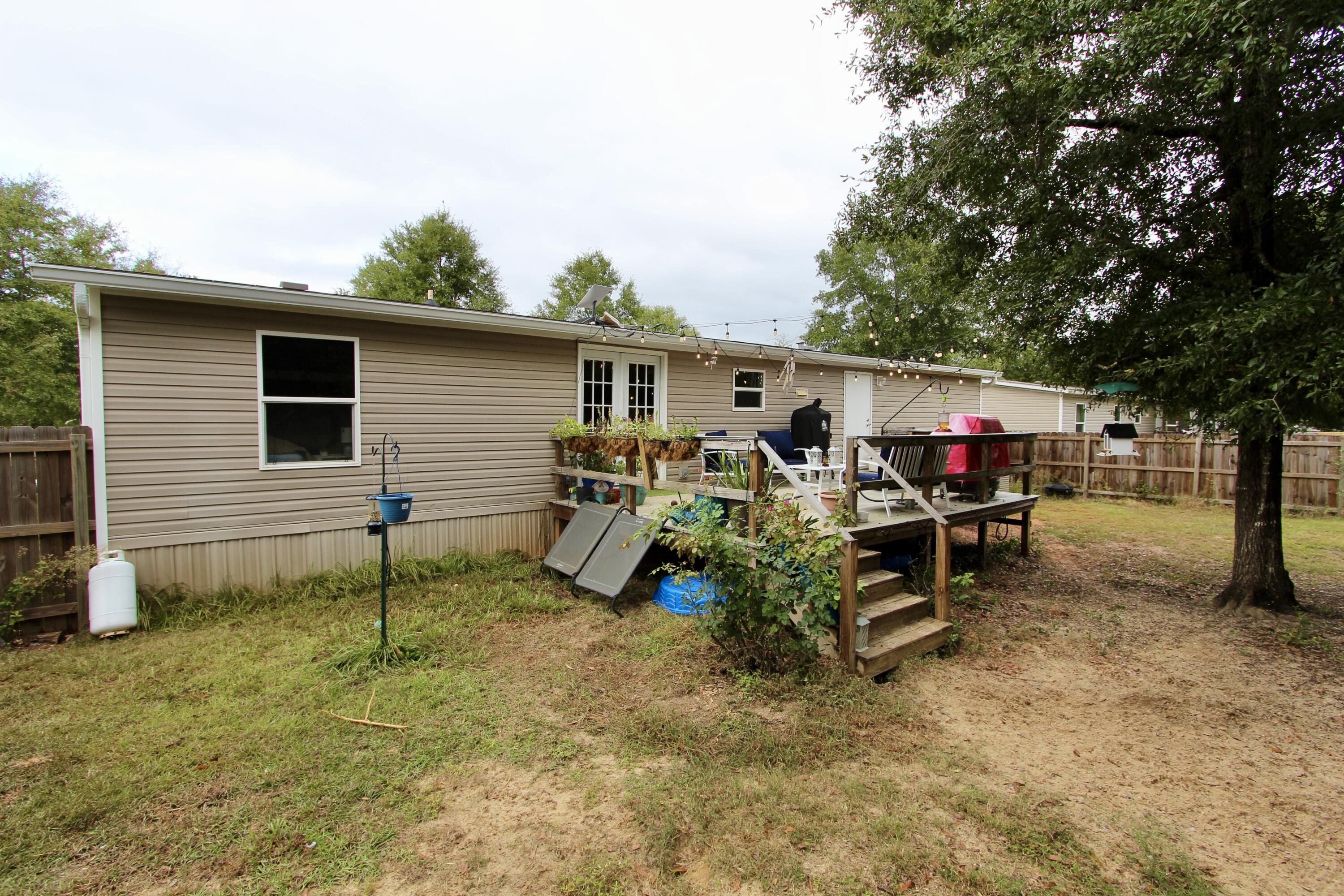 1512 Trotter Way