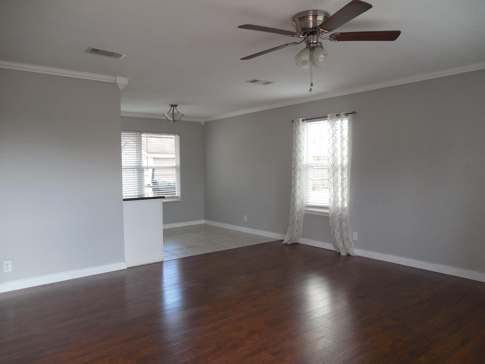 485 Woodfern Avenue