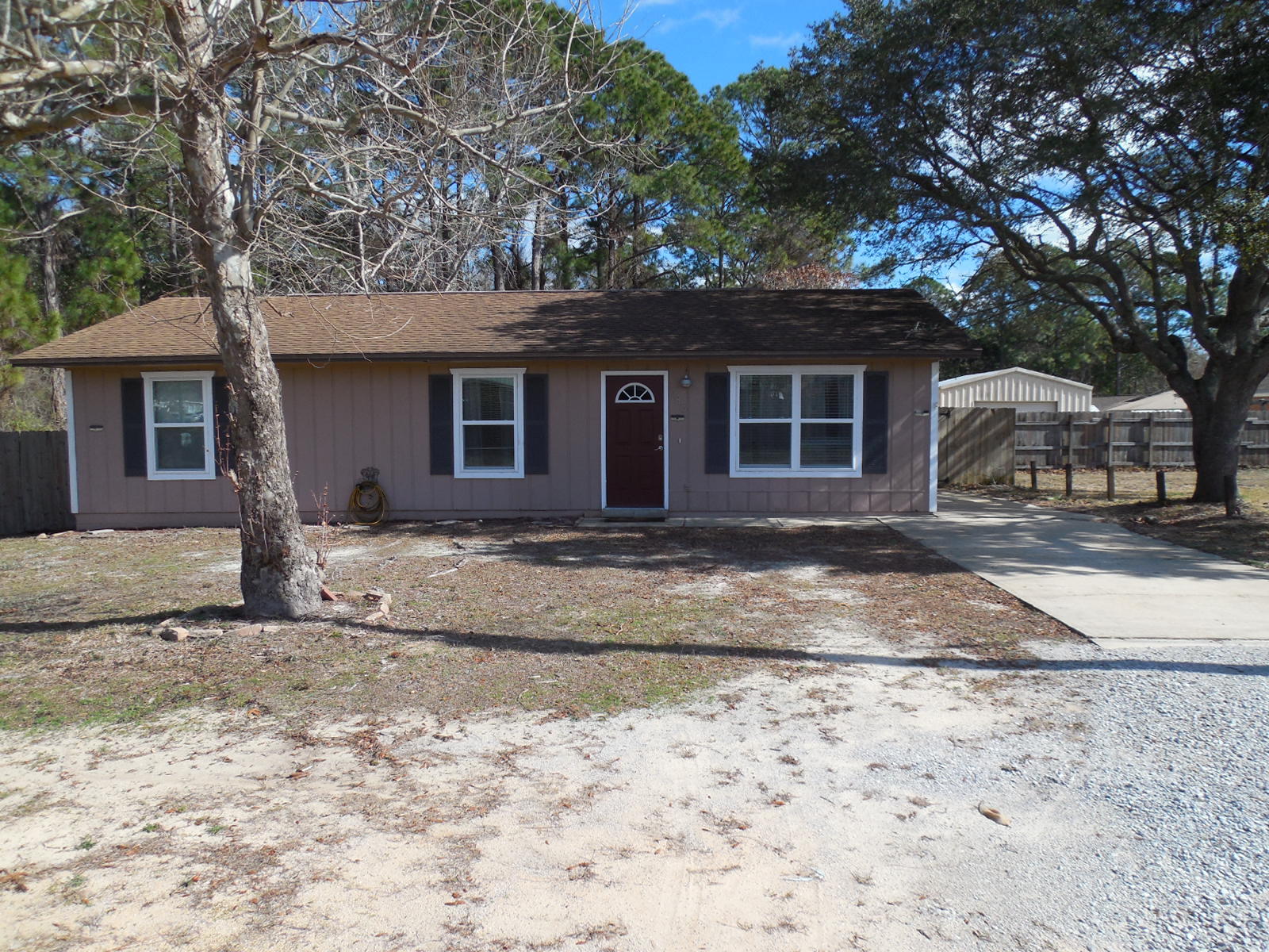 485 Woodfern Avenue