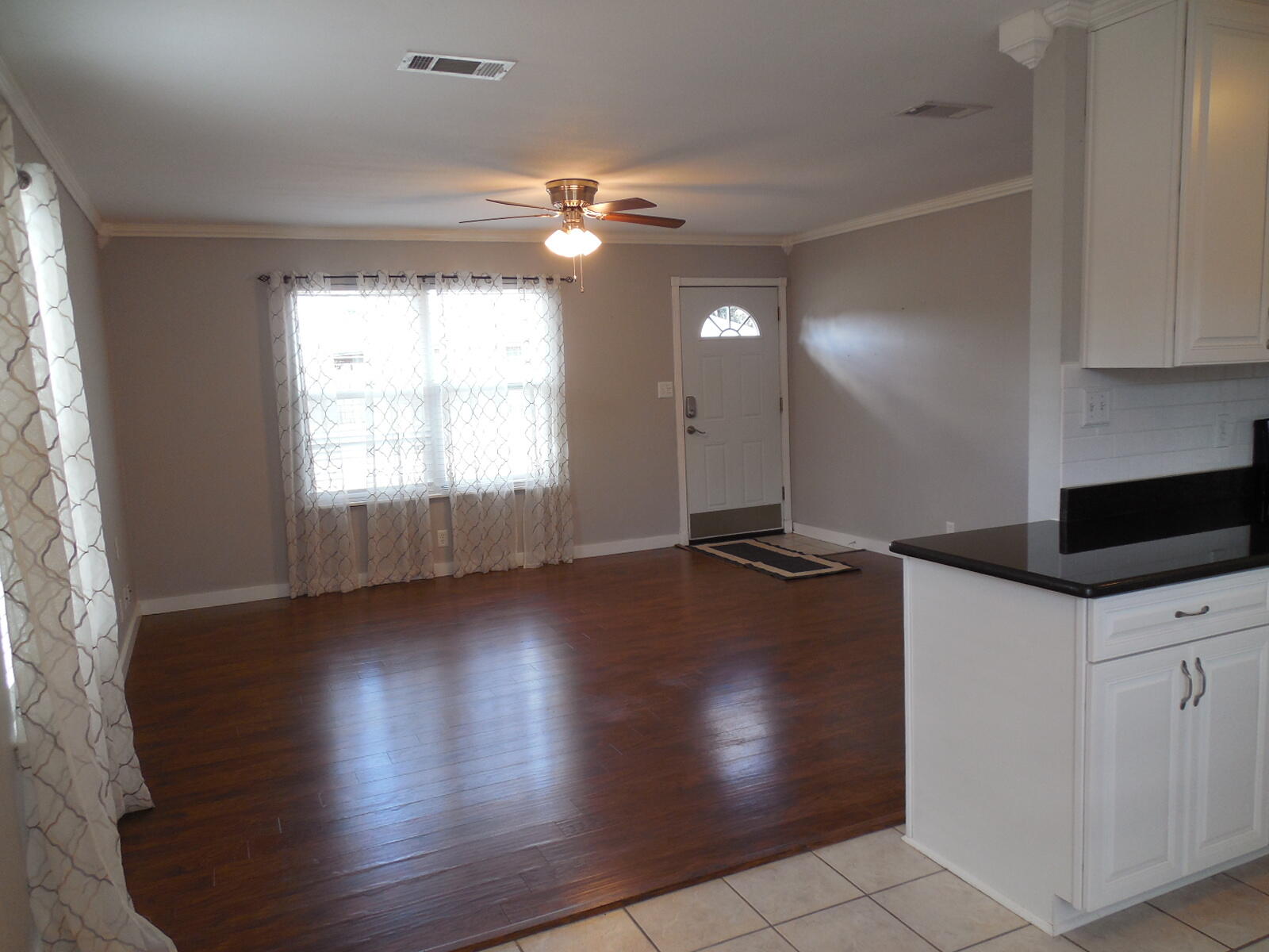 485 Woodfern Avenue