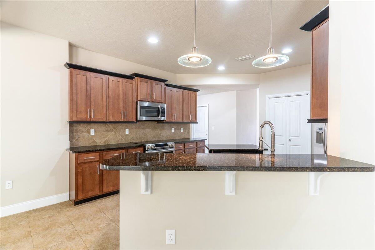 147 Old South Drive
