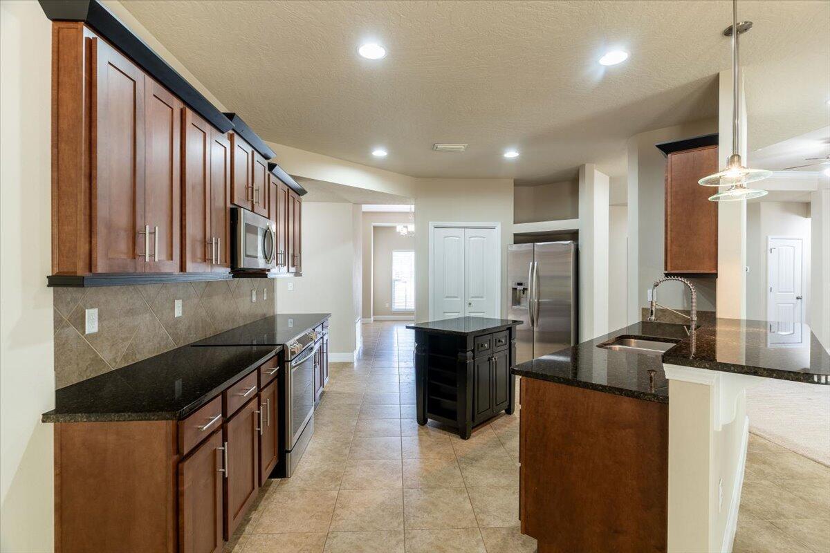 147 Old South Drive