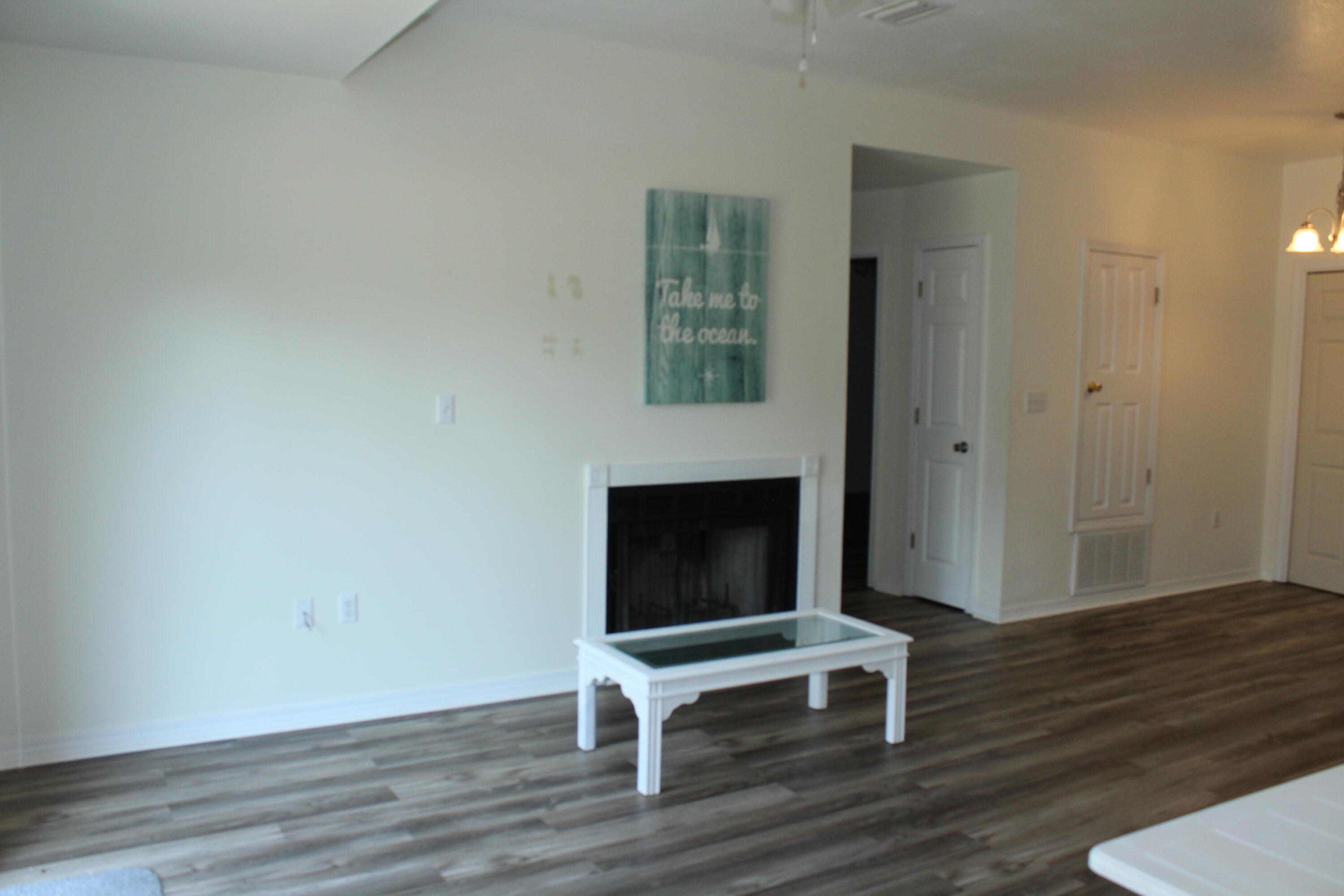 719 Lloyd Street