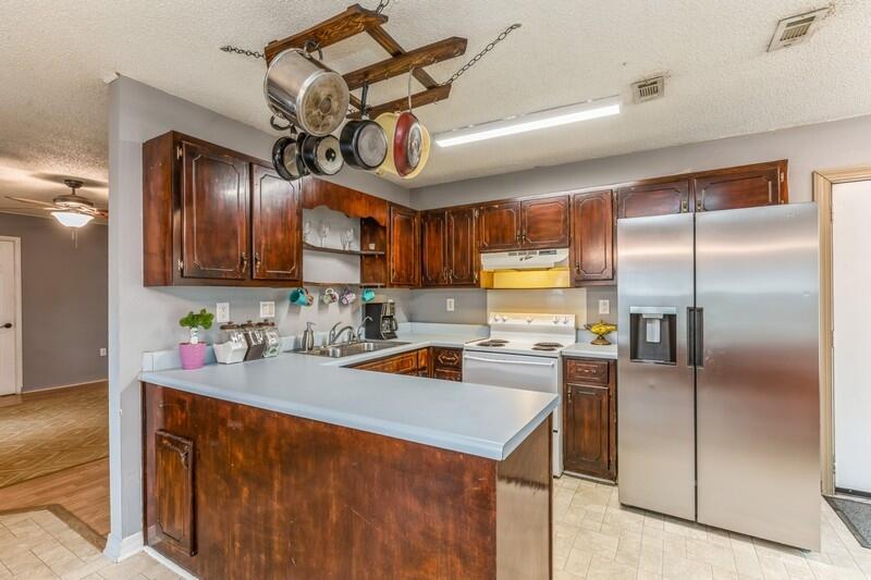 131 E Walker Circle