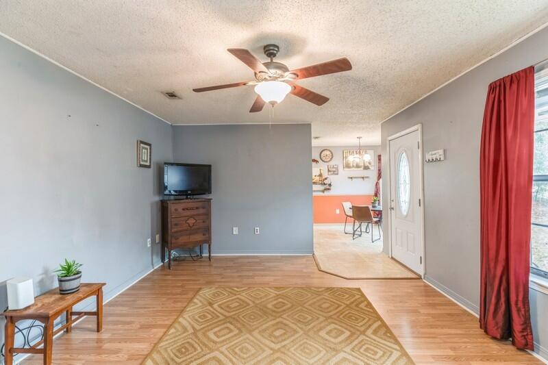 131 E Walker Circle