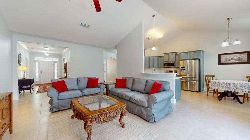 534 Symphony Way