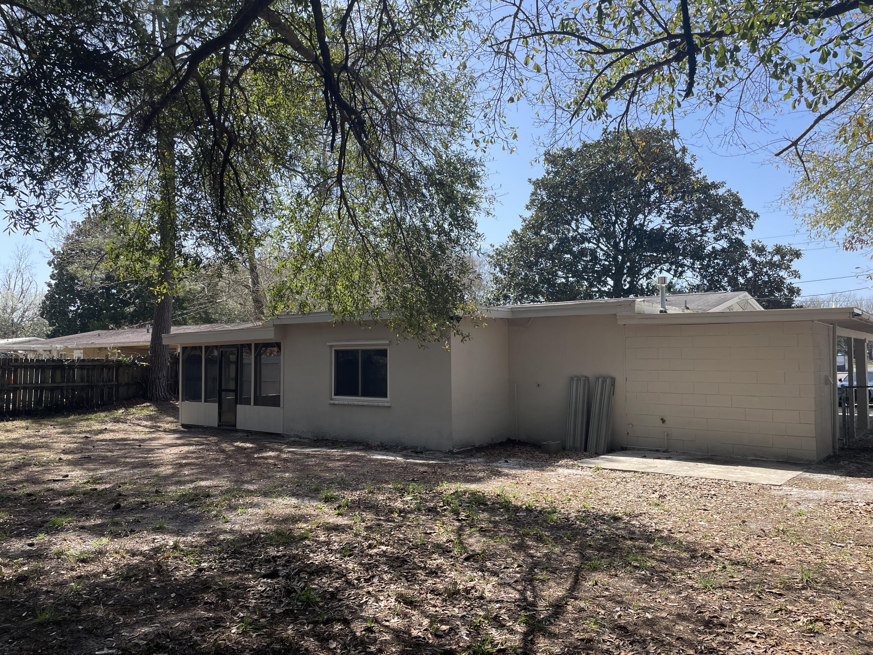 290 Anderson Drive