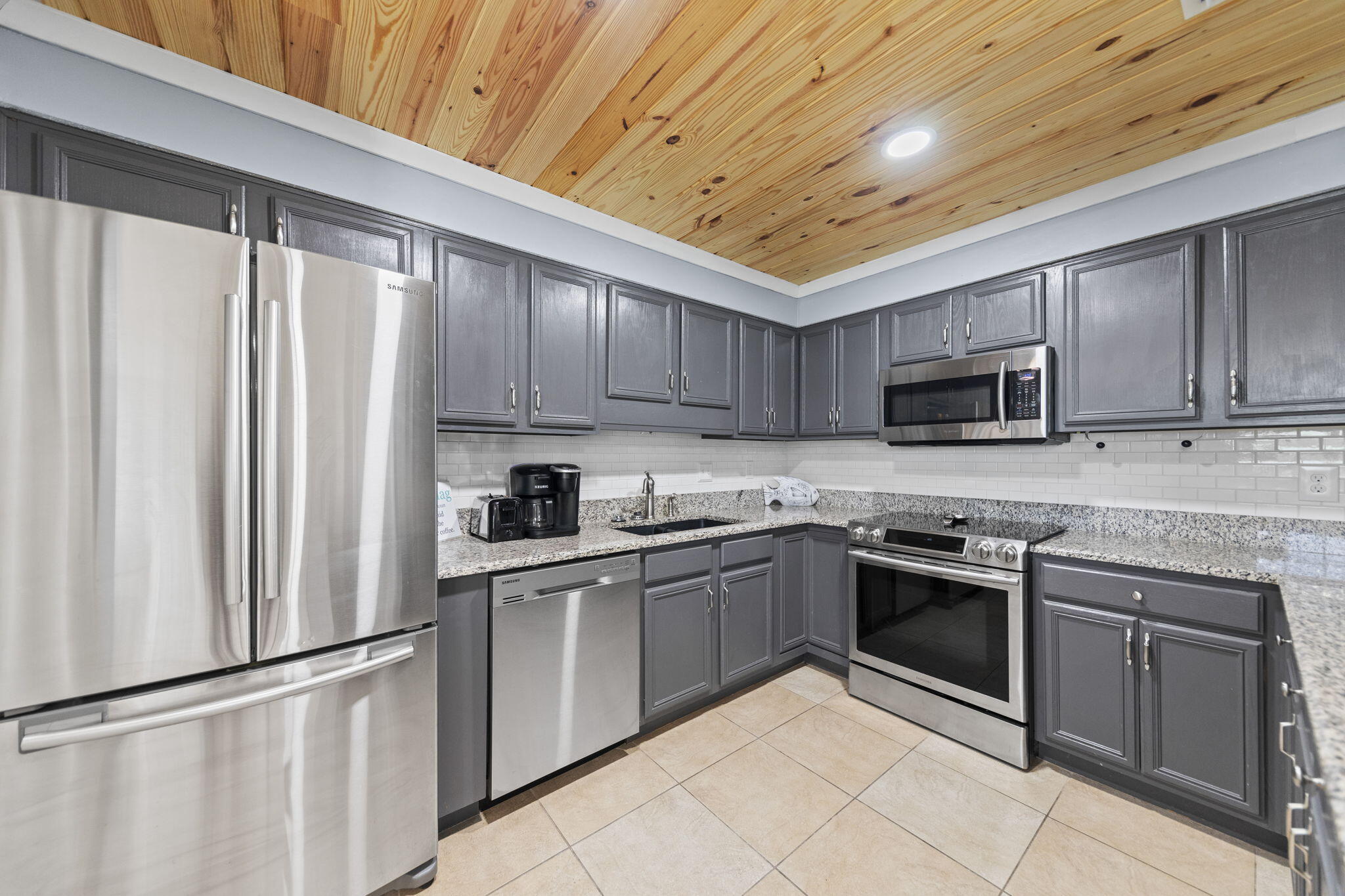 705 Gulf Shore Drive, 401