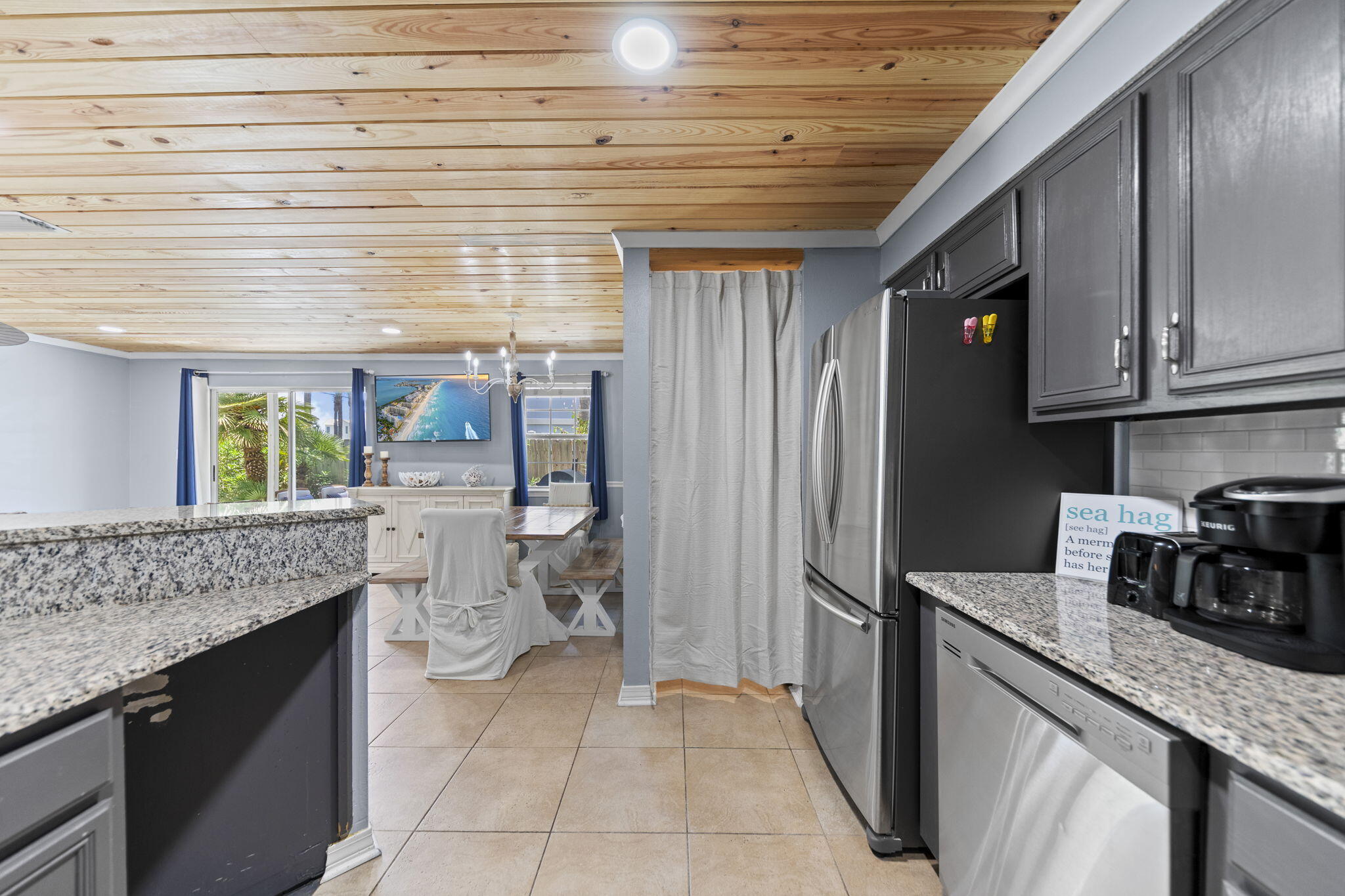 705 Gulf Shore Drive, 401