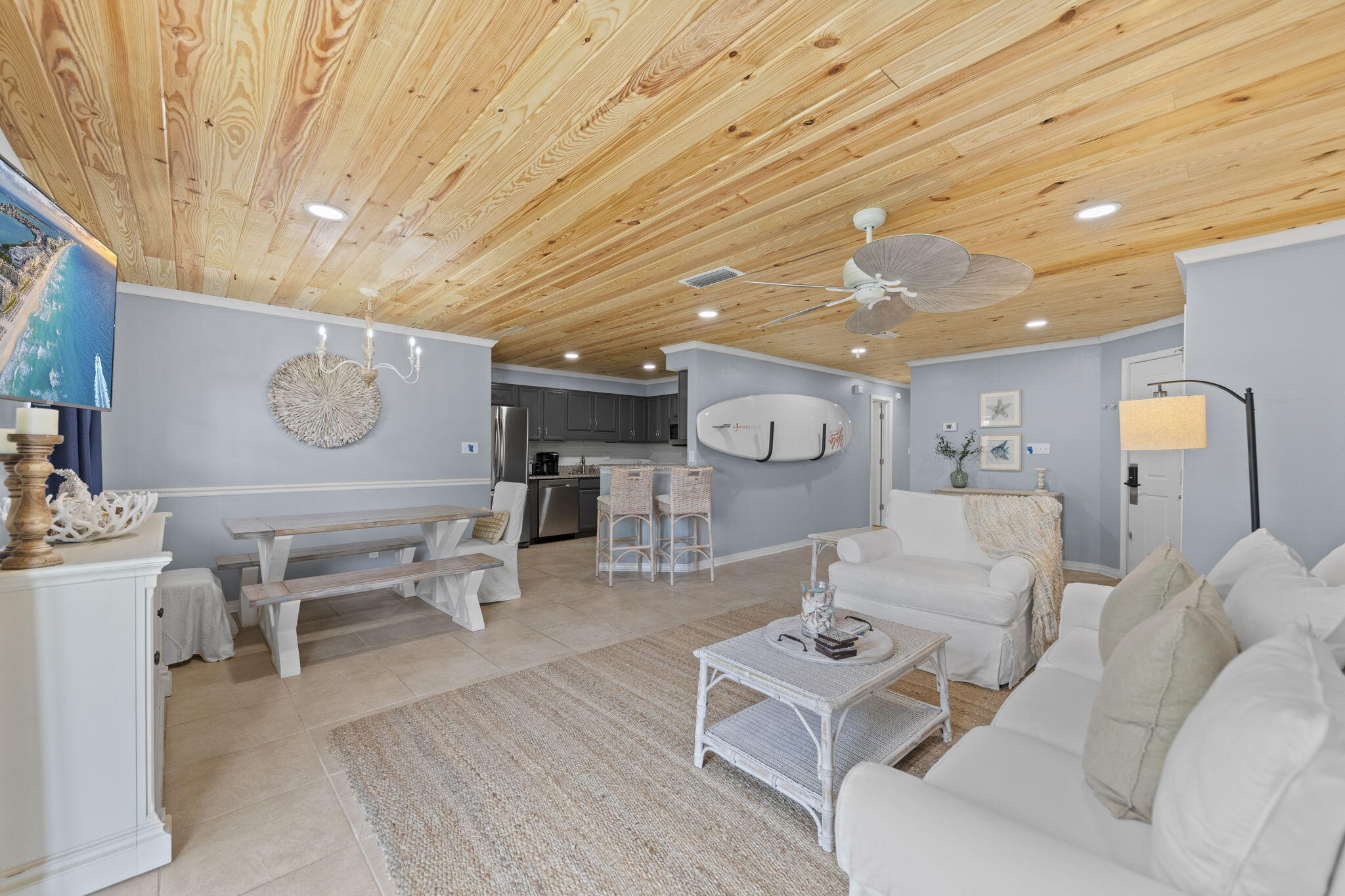 705 Gulf Shore Drive, 401