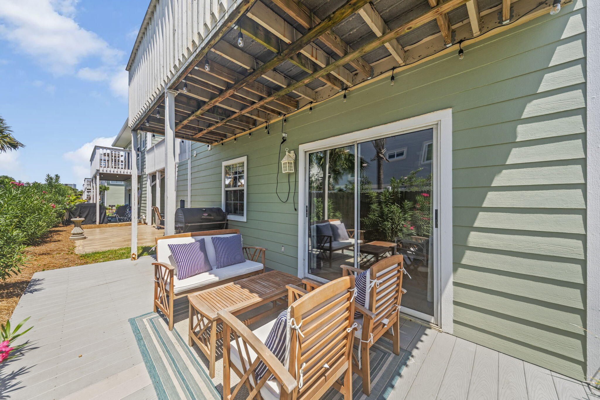 705 Gulf Shore Drive, 401