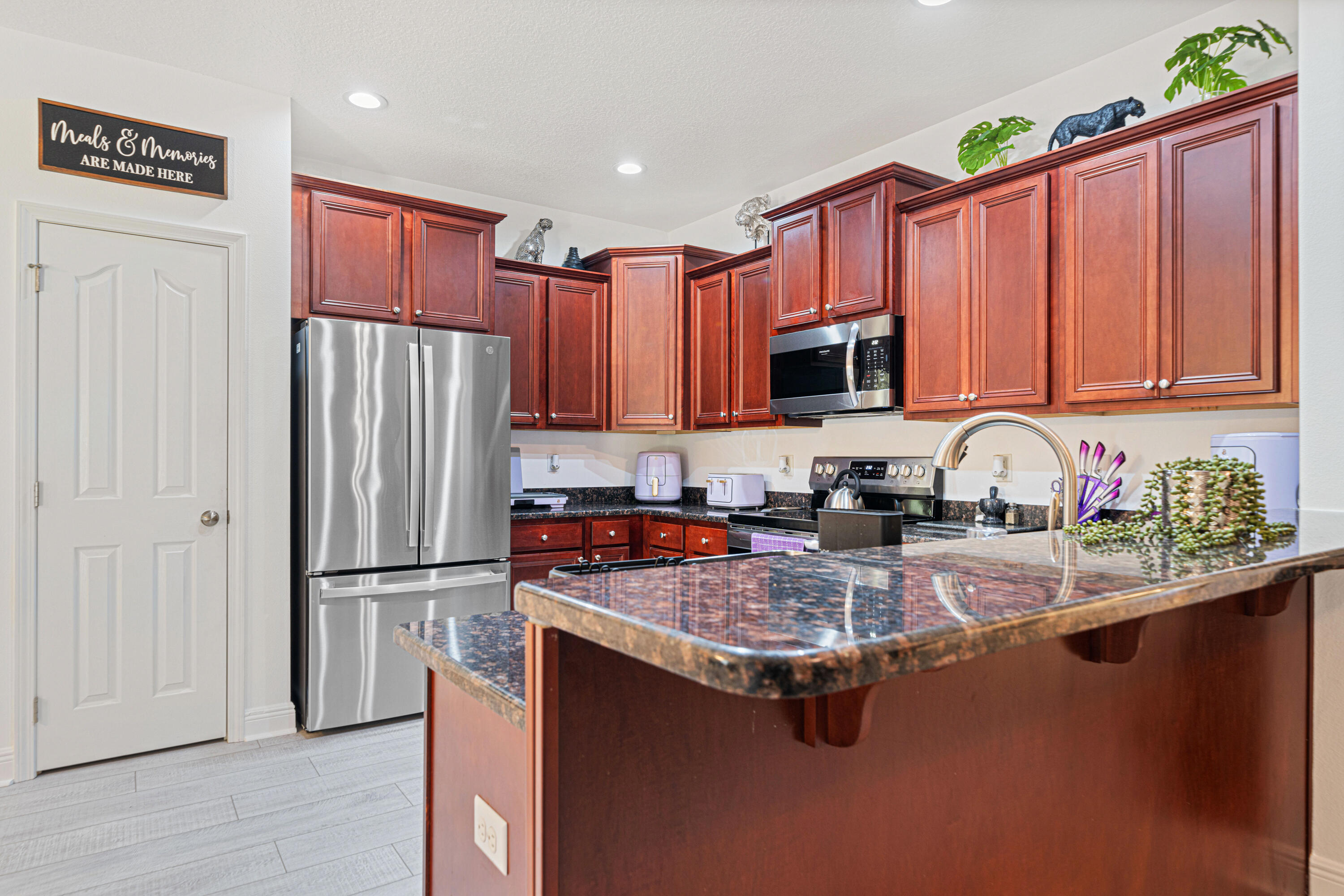 634 Red Fern Road